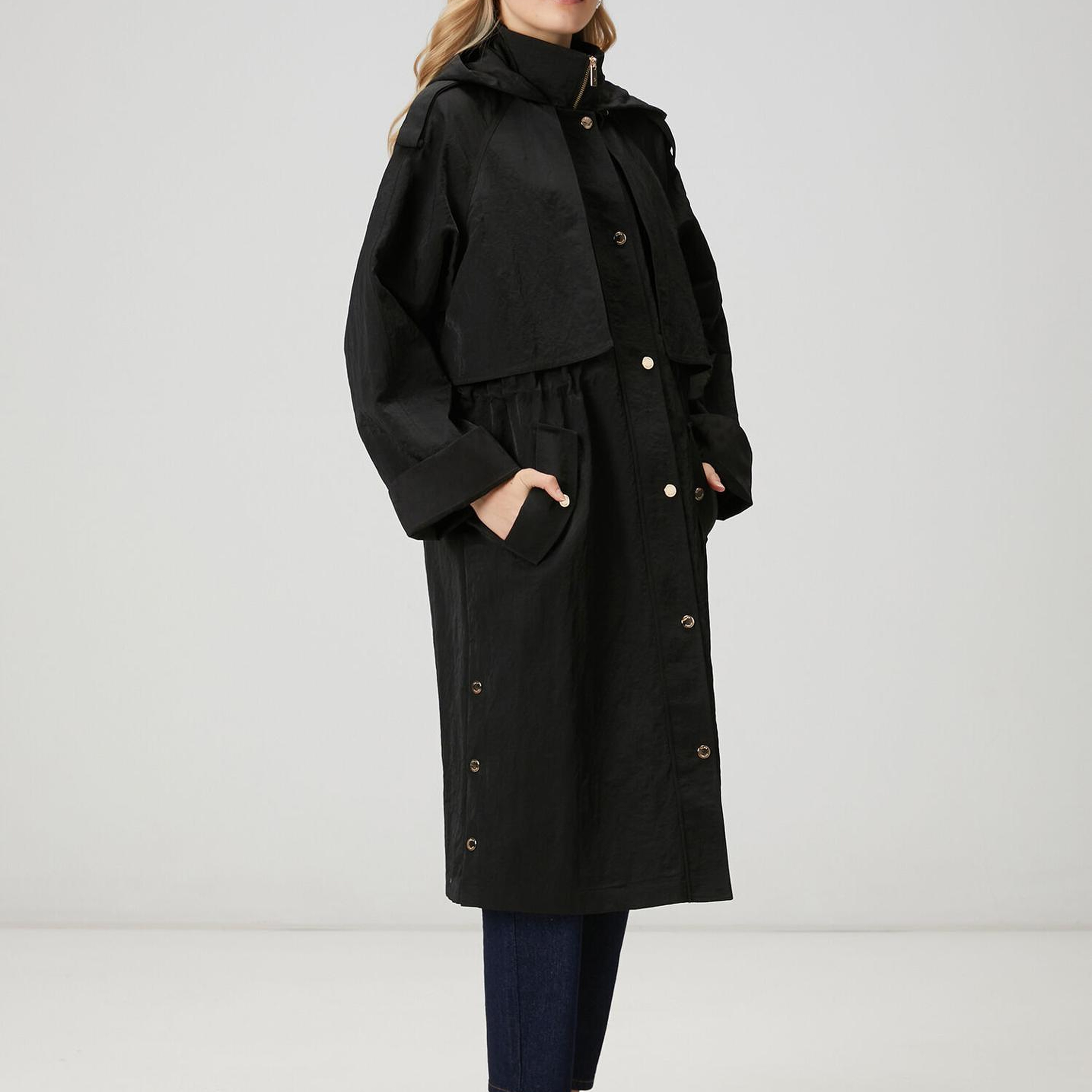 Beymen Club Kadın Siyah Kapüşonlu Uzun Rüzgarlık