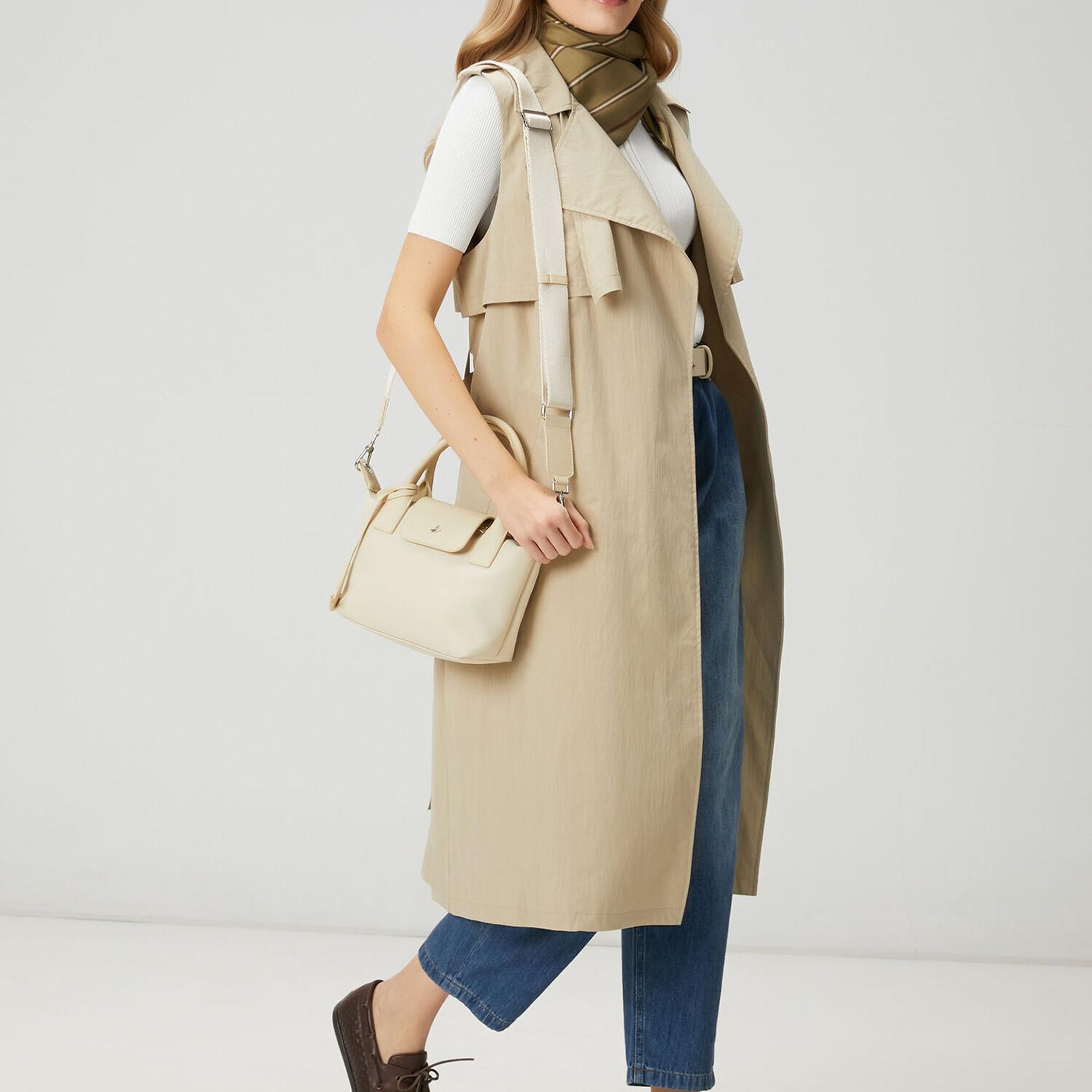 Beymen Club Kadın Bej Teknik Kumaş Uzun Yelek