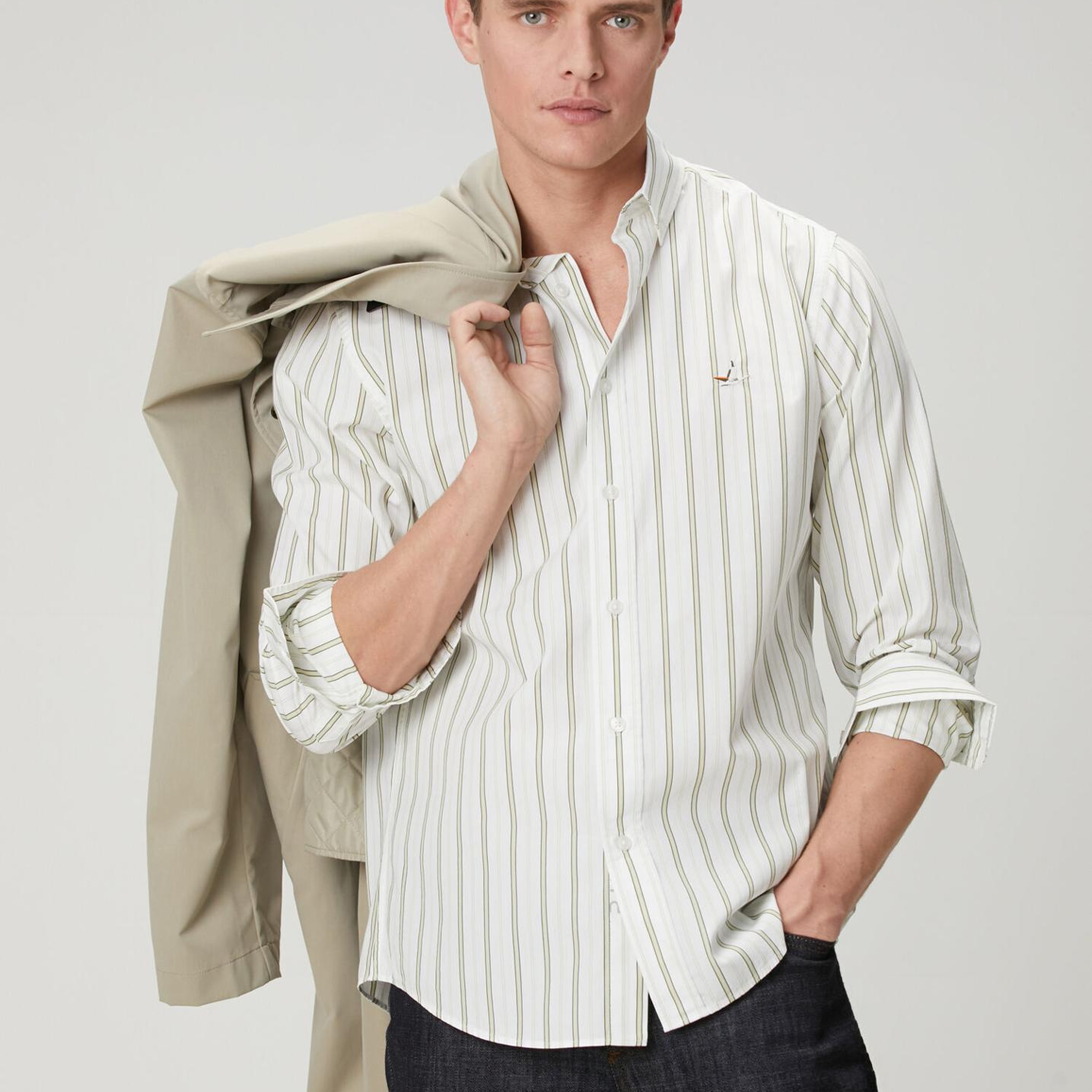 Beymen Club Erkek Beyaz Yeşil Çizgili Comfort Fit Pamuklu Gömlek