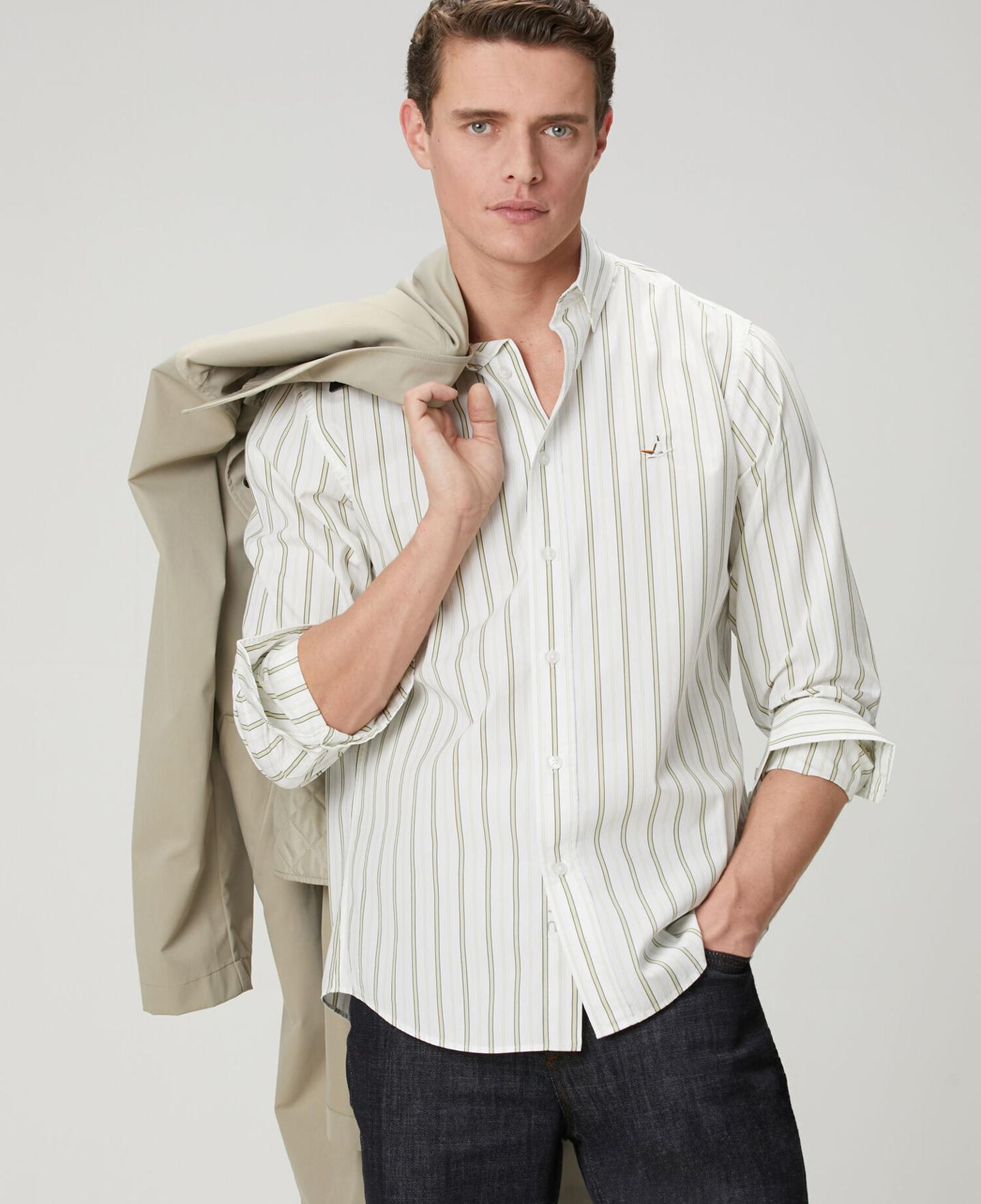 Beymen Club Erkek Beyaz Yeşil Çizgili Comfort Fit Pamuklu Gömlek