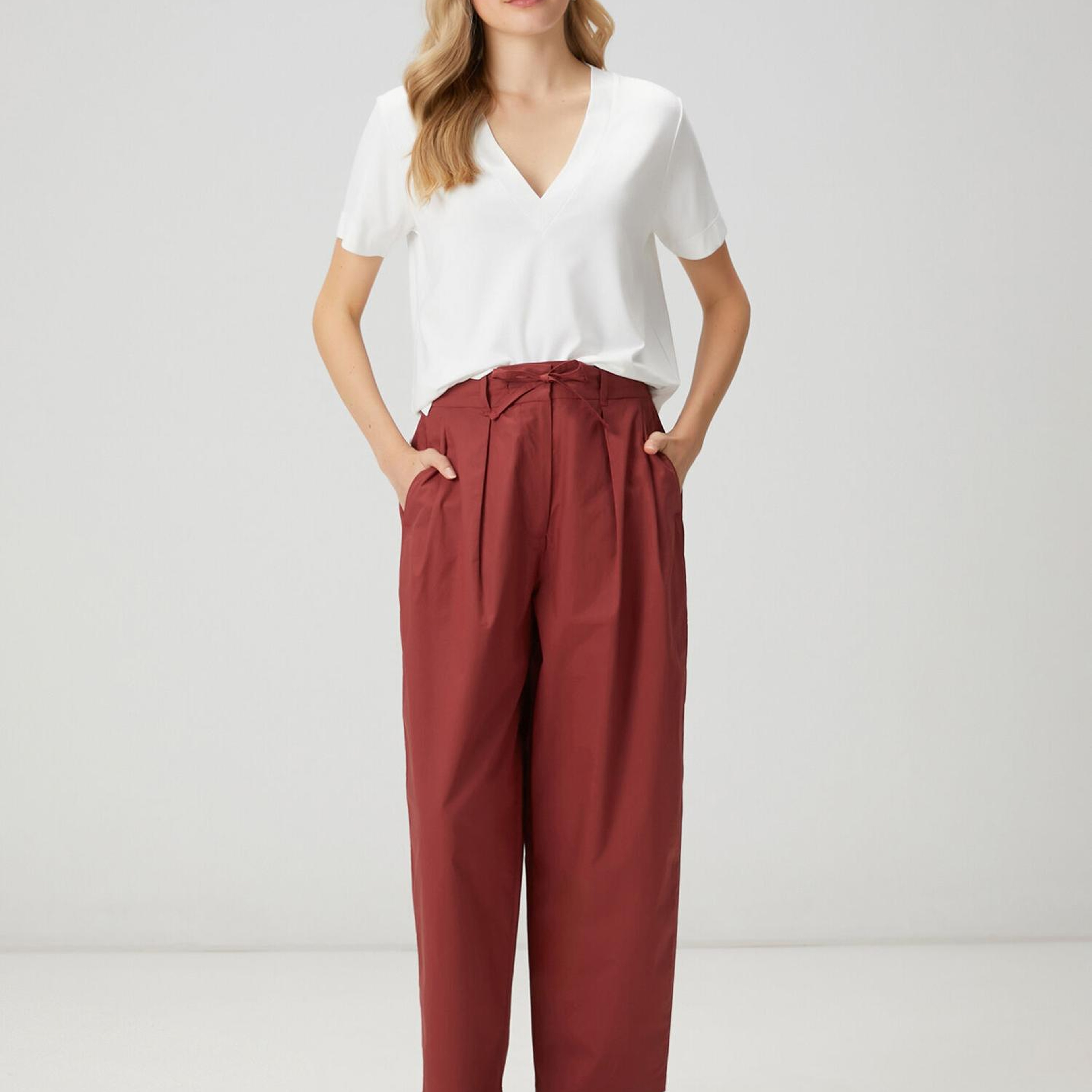 Beymen Club Kadın Kırık Beyaz Yanı Yırtmaçlı Basic T-shirt