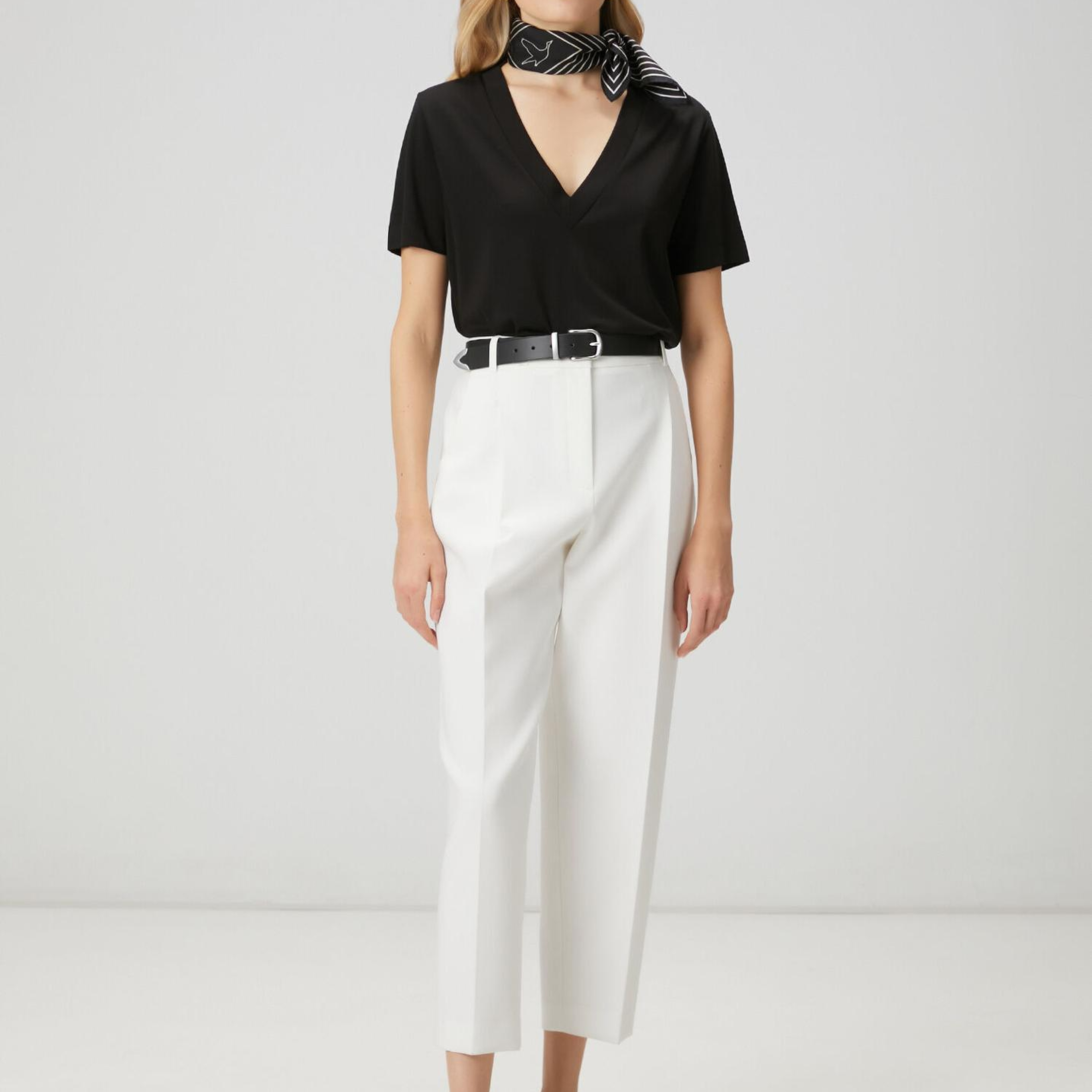 Beymen Club Kadın Siyah Yanı Yırtmaçlı Basic T-shirt