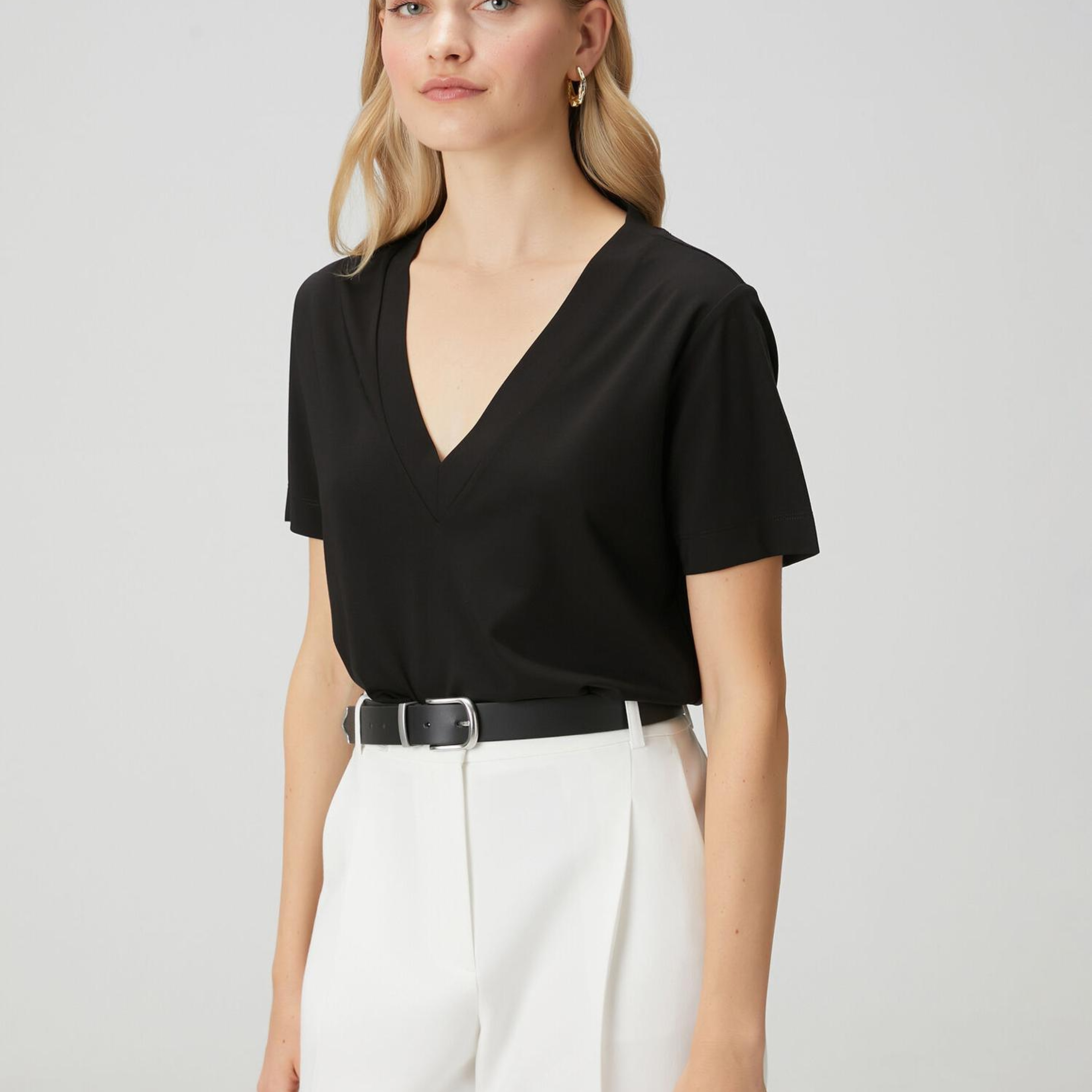 Beymen Club Kadın Siyah Yanı Yırtmaçlı Basic T-shirt