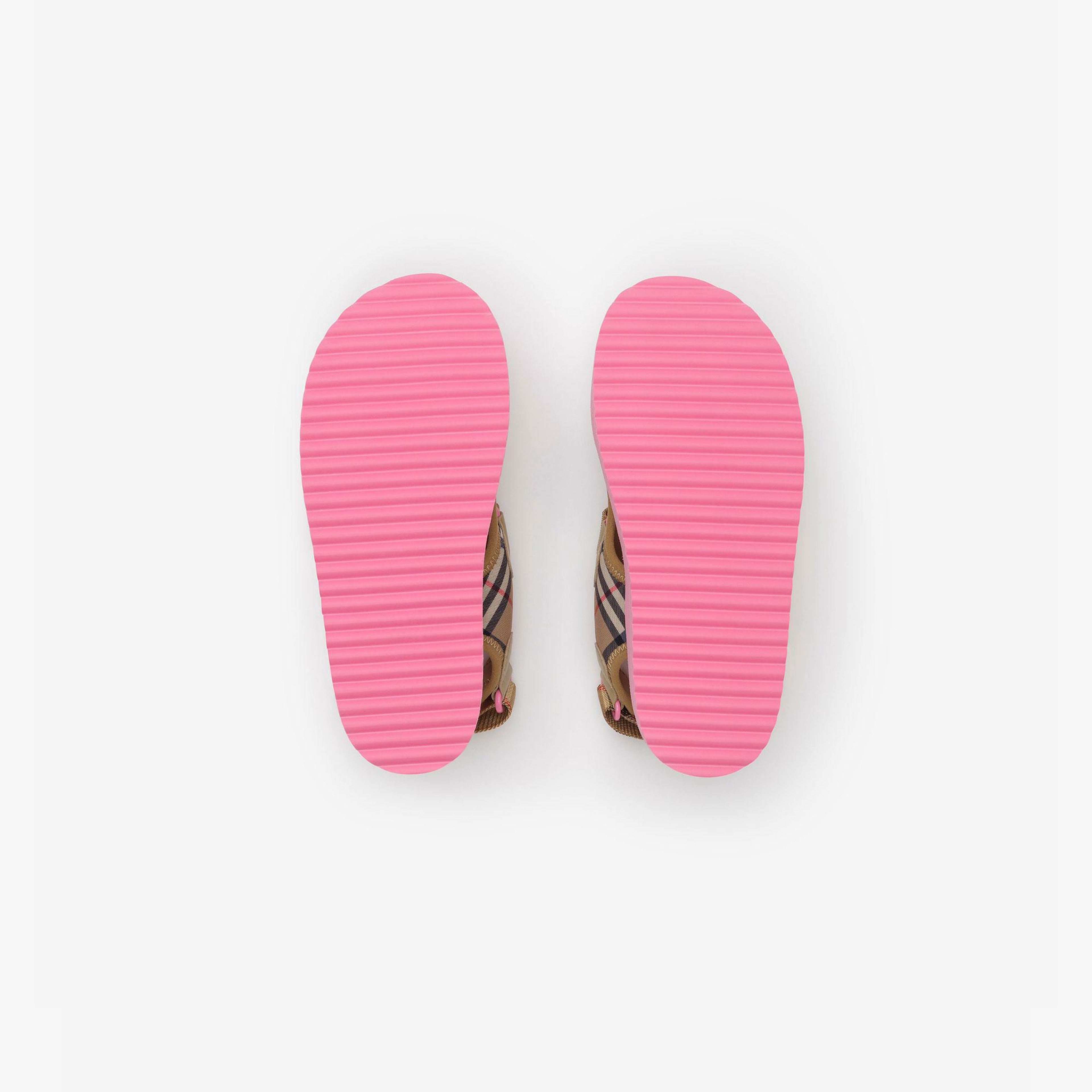 Burberry Check Çocuk Pembe Sandalet