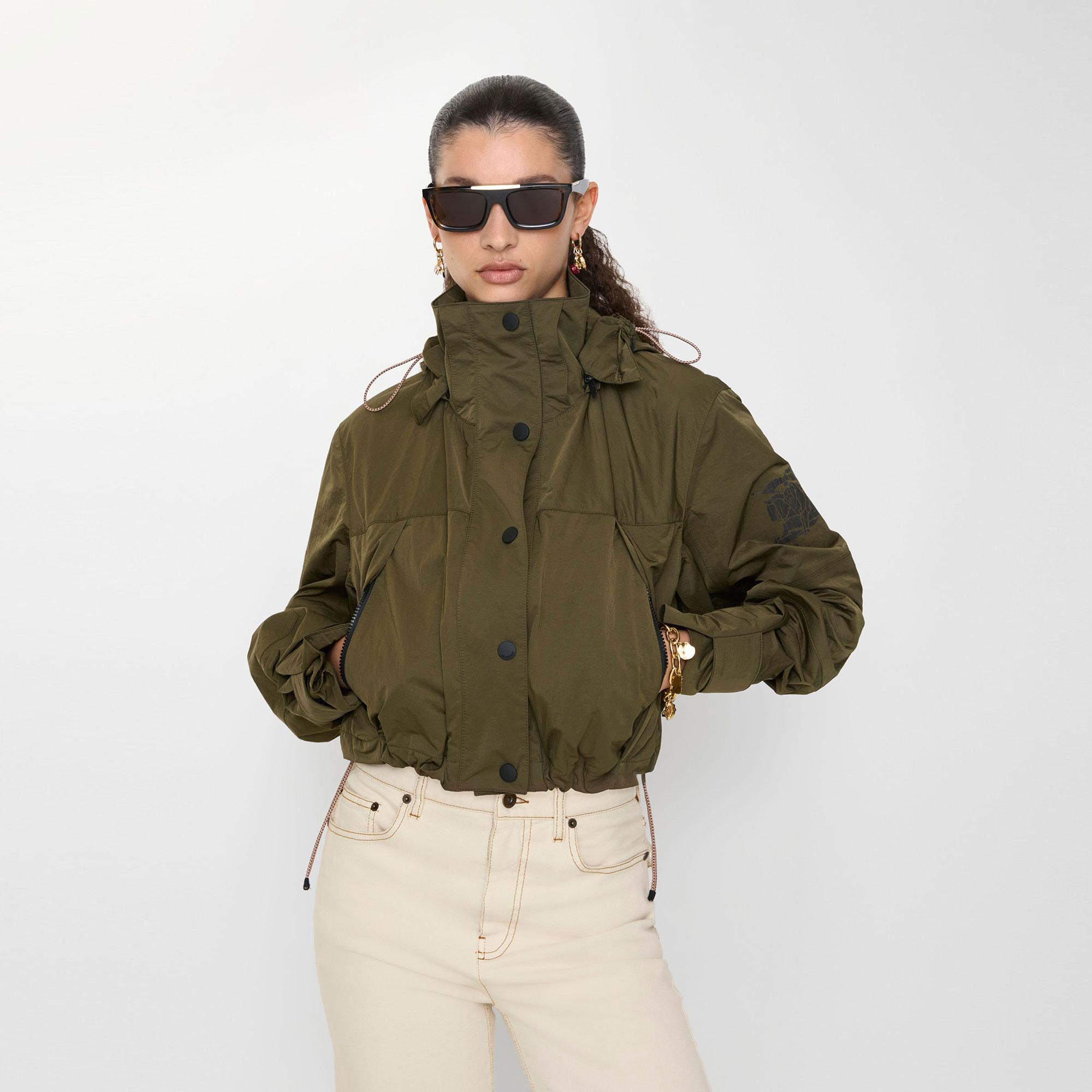 Burberry Cropped Nylon Norwood Kadın Haki Mont