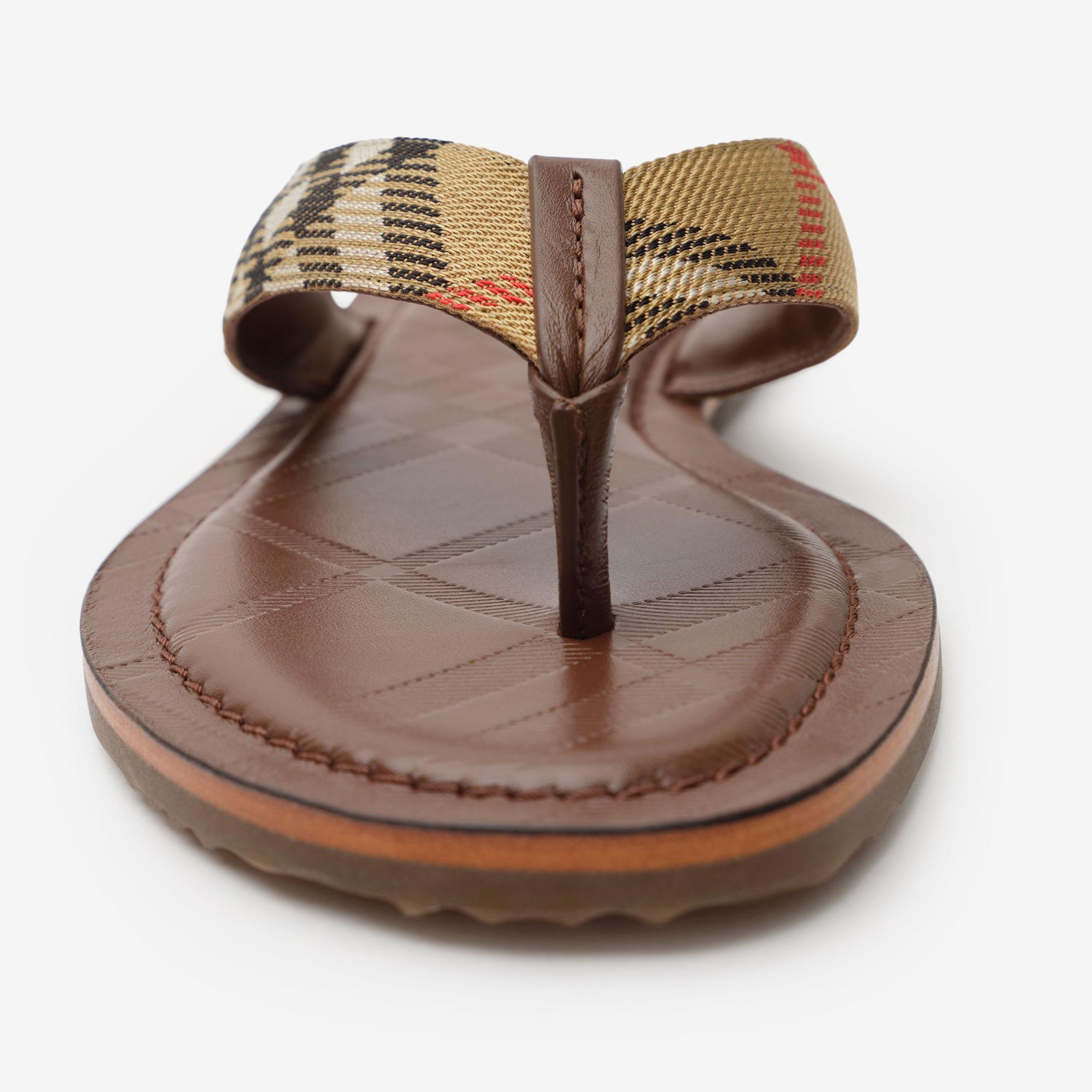 Burberry Check Pavilion Kadın Bej Sandalet