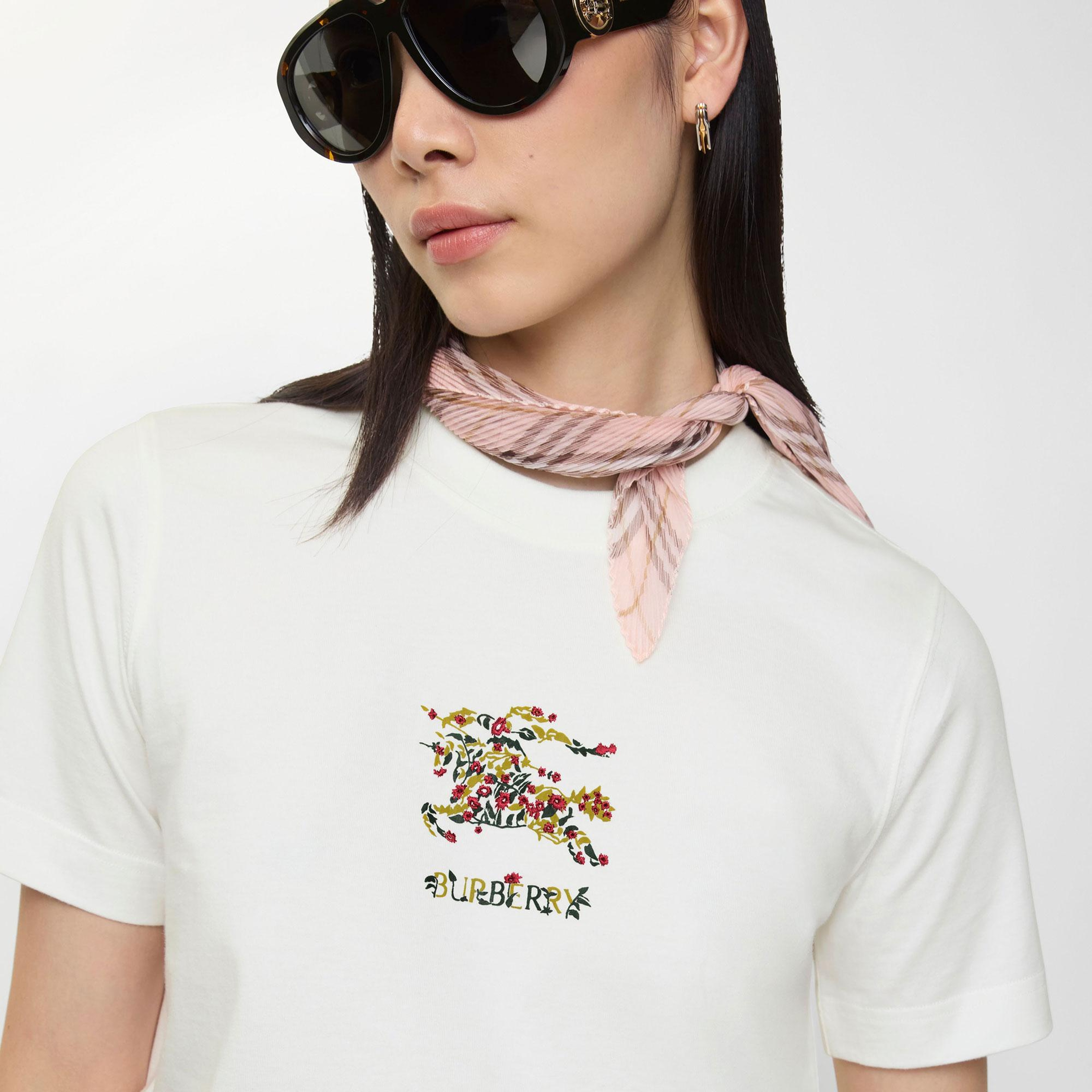 Burberry Frankie Ekd Flower Kadın Beyaz T-Shirt