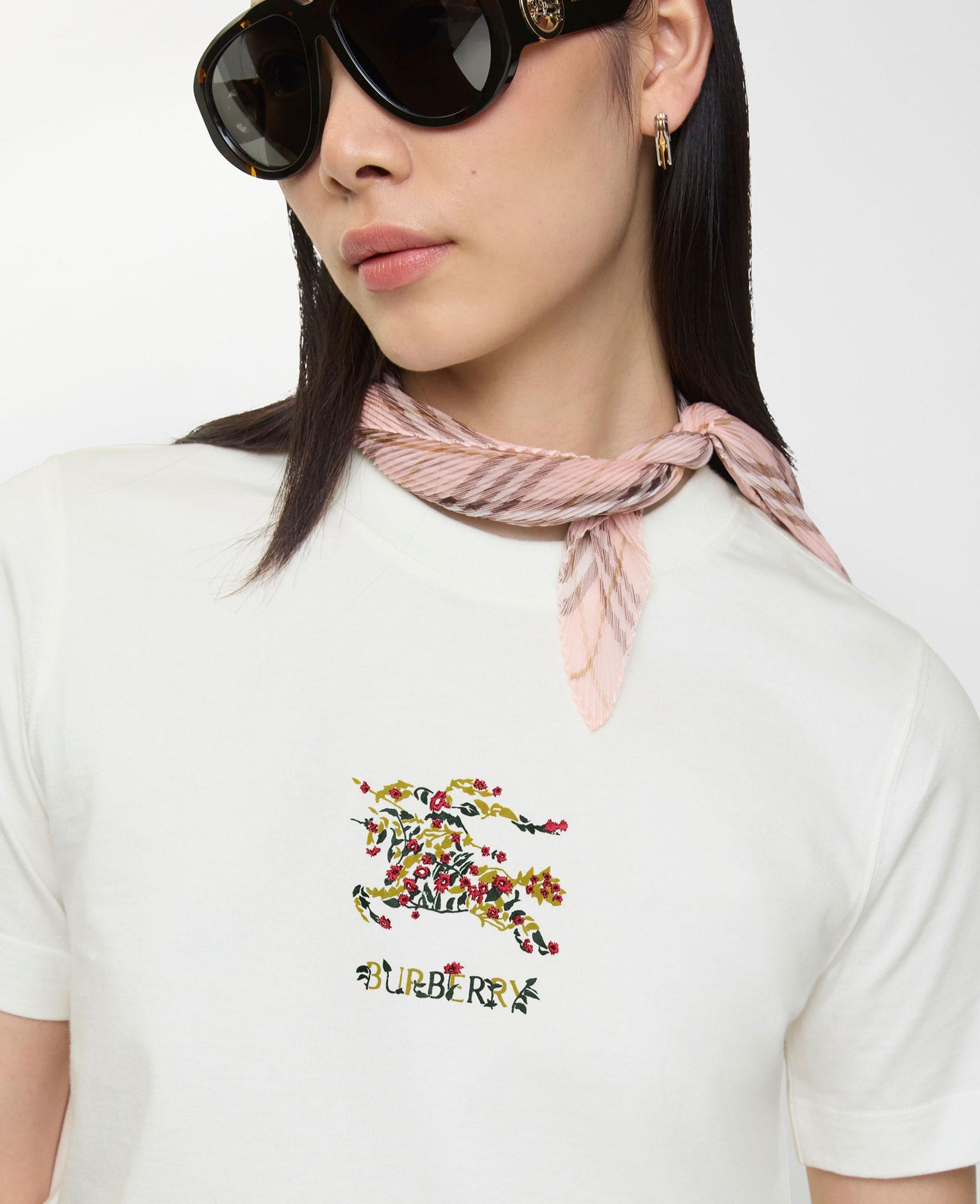 Burberry Frankie Ekd Flower Kadın Beyaz T-Shirt