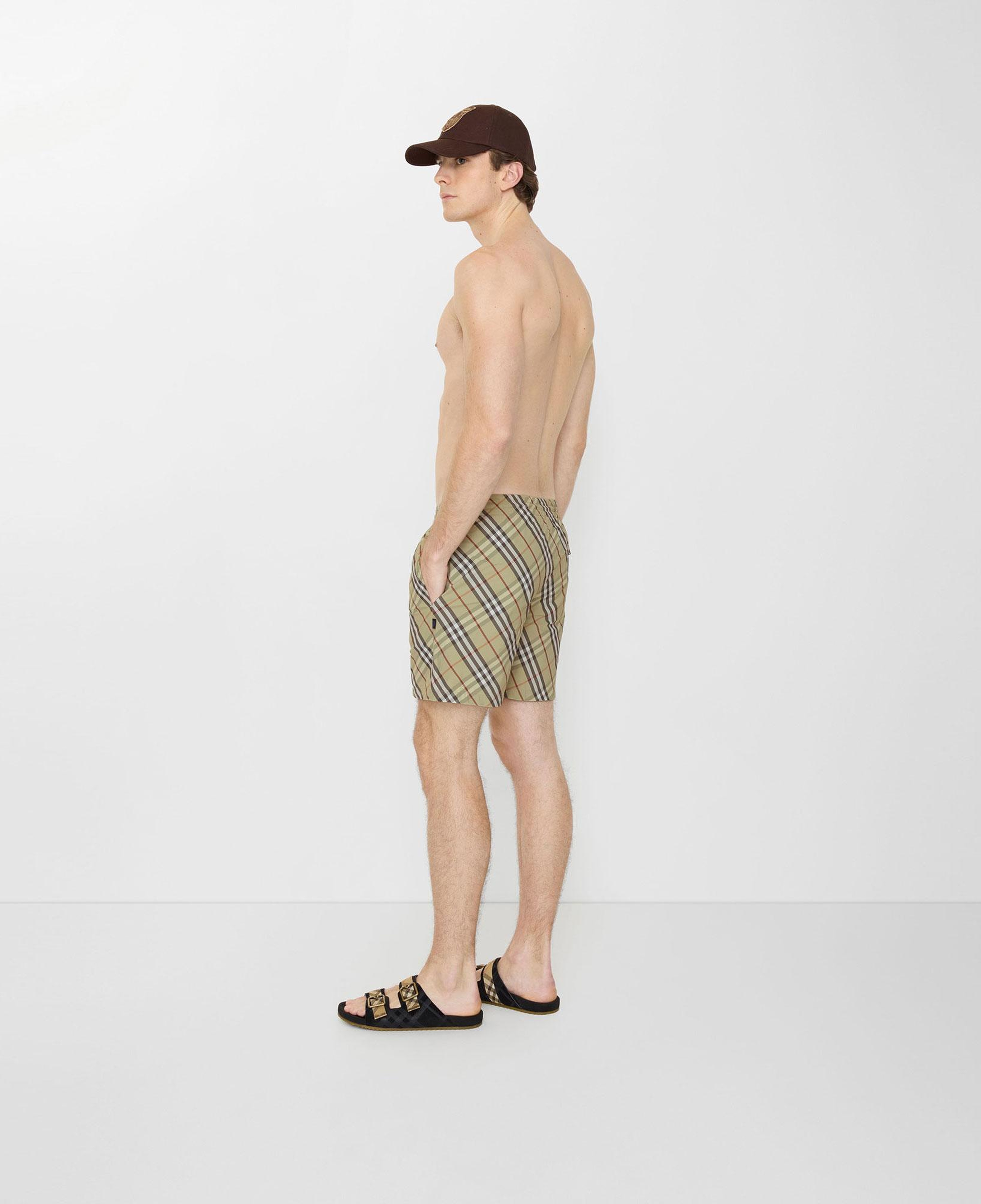 Burberry Seb Check Erkek Haki Deniz Şortu