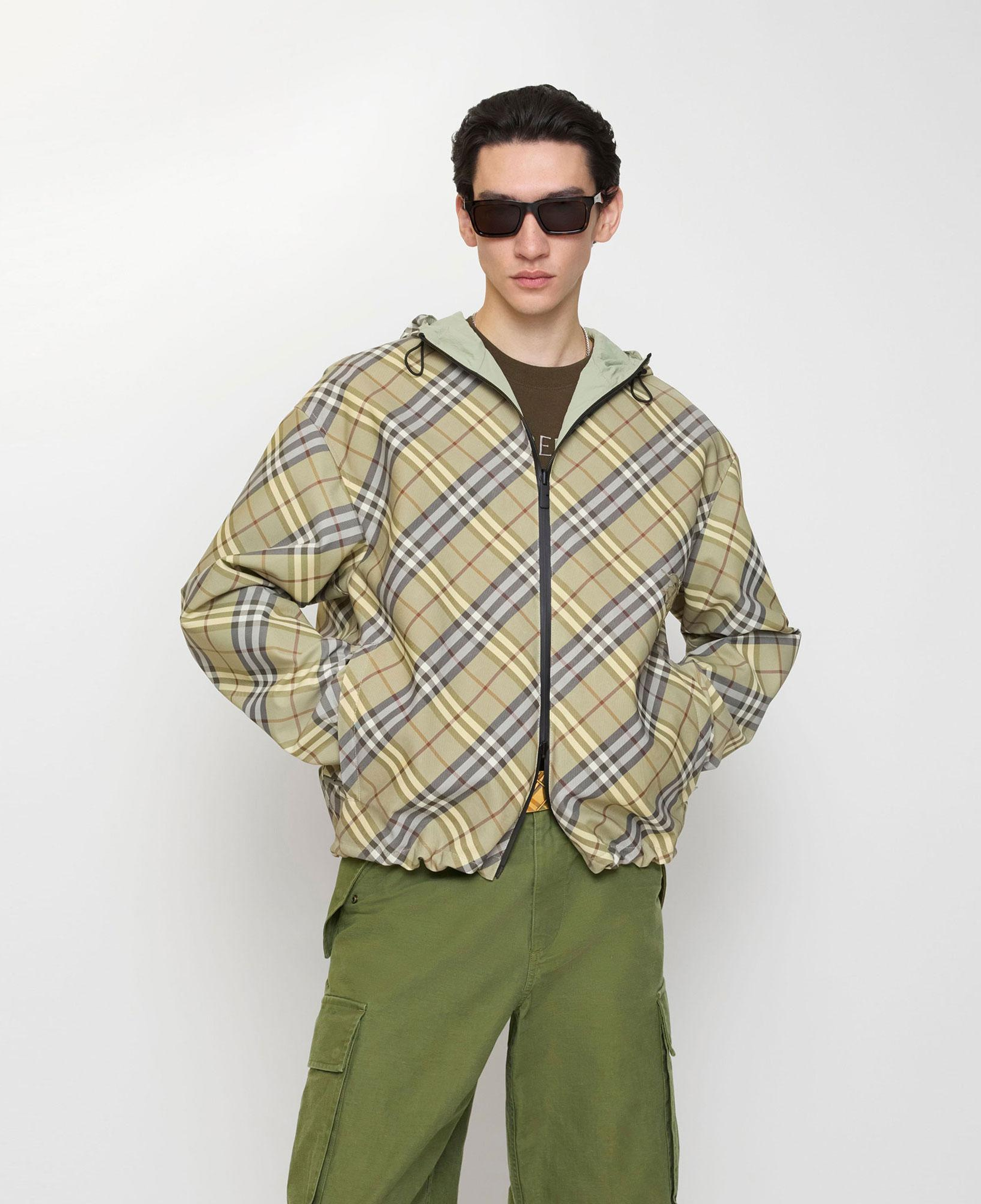 Burberry Trafford Check Erkek Haki Yağmurluk