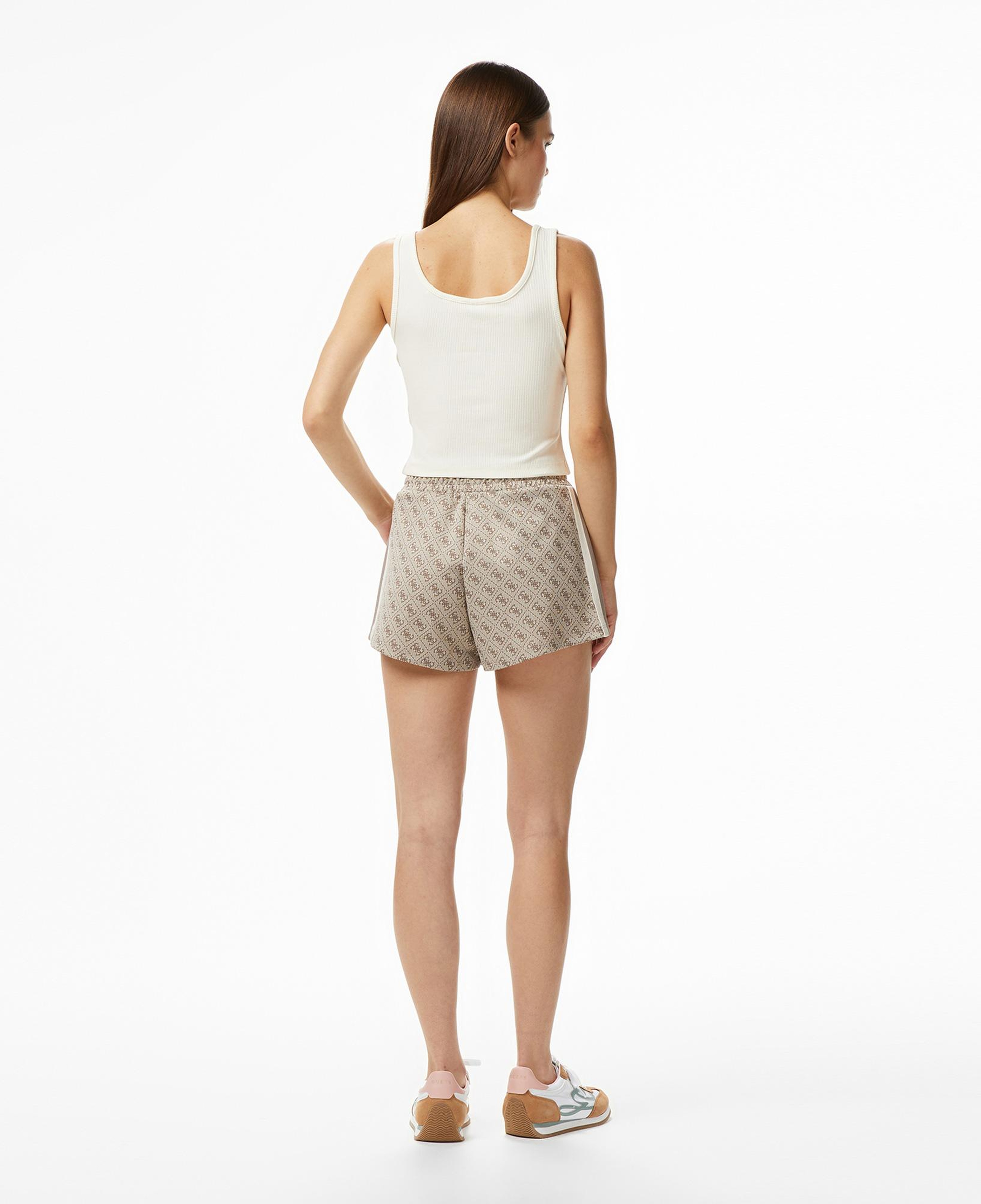 Guess Jacquard Aktif Regular Fit Kadın Bej Şort