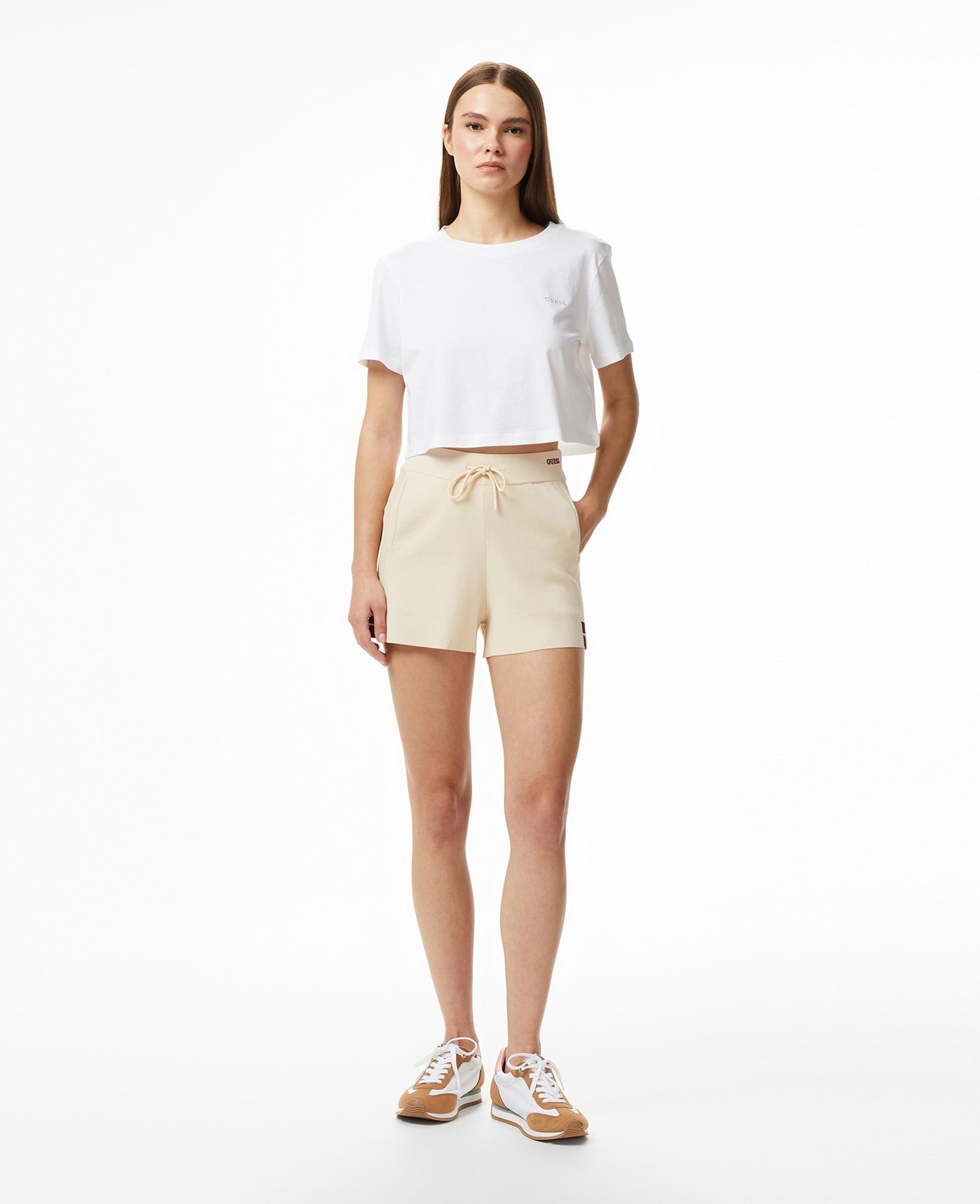 Guess Gabry Aktif Relaxed Fit Kadın Krem Şort