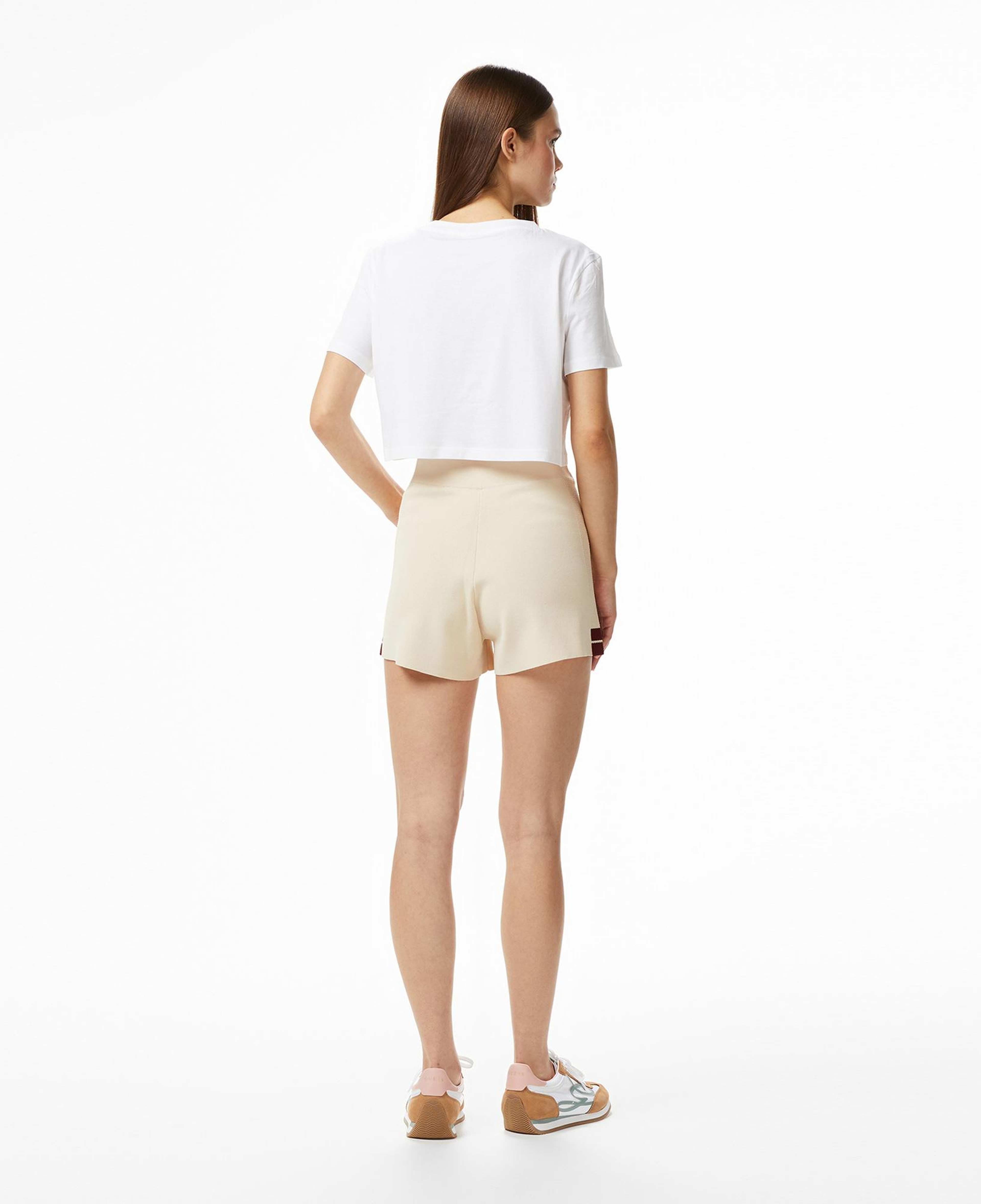 Guess Gabry Aktif Relaxed Fit Kadın Krem Şort