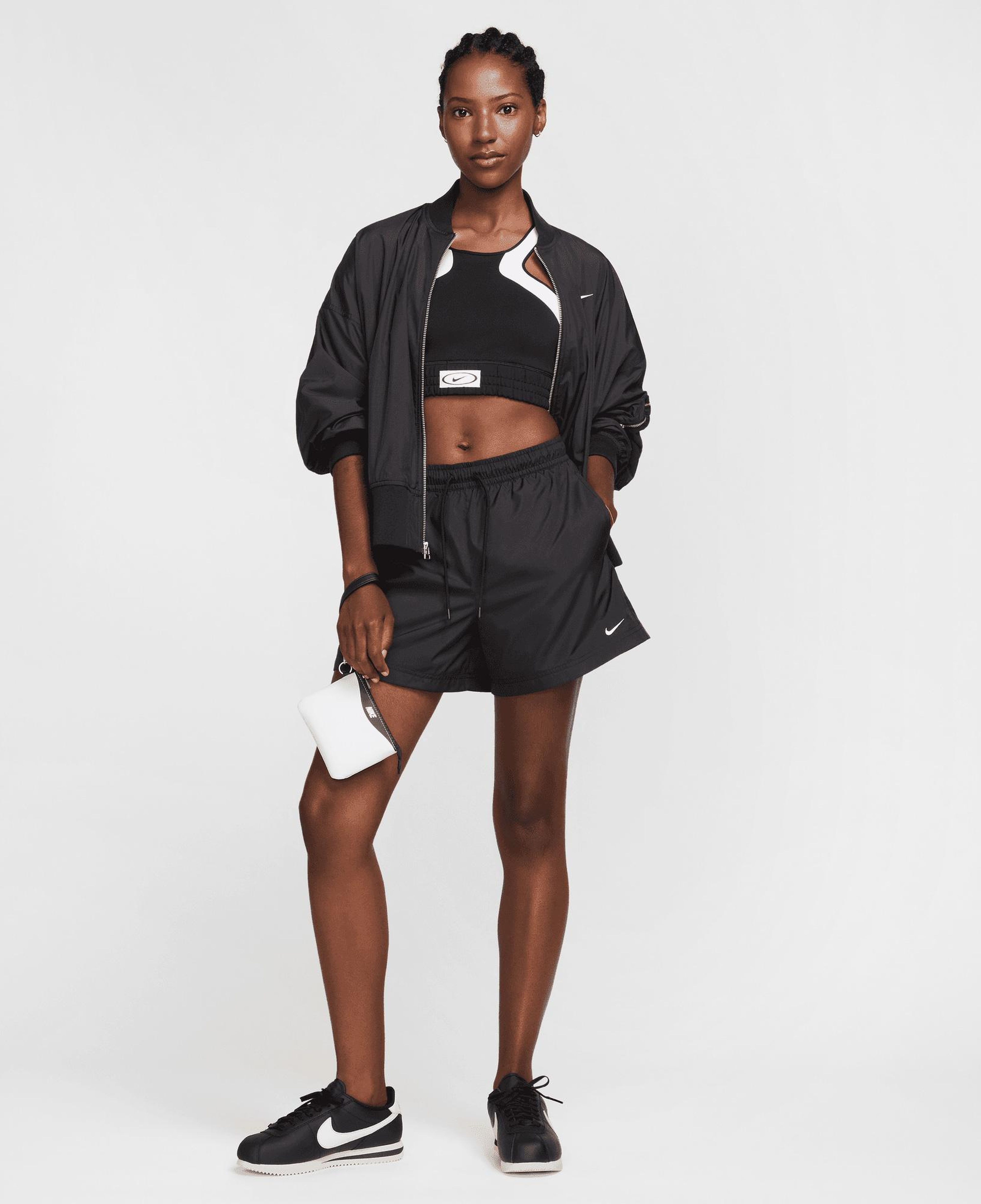 Nike Sportswear Classic Essential Wovens Kadın Siyah Şort