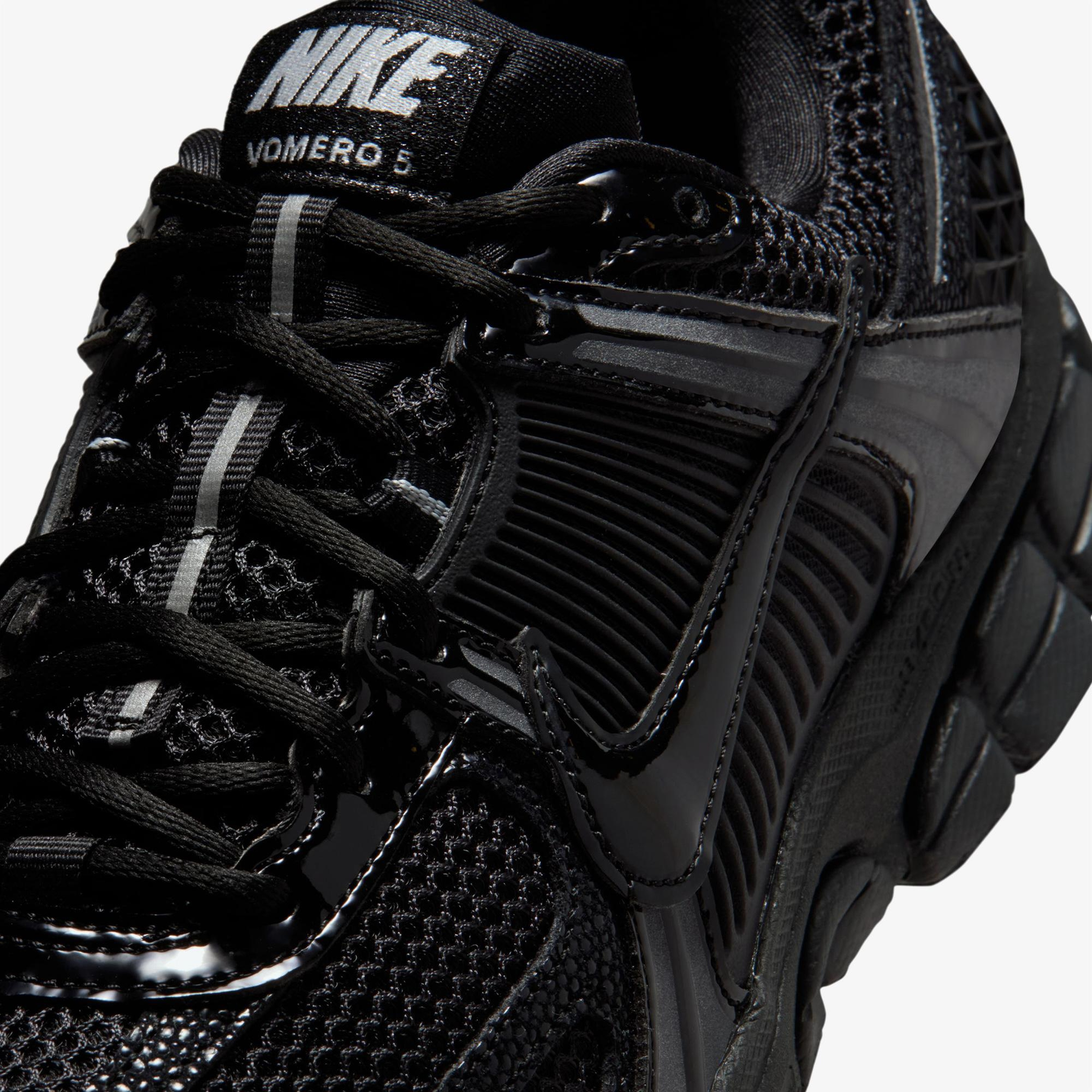 Nike Zoom Vomero 5 Kadın Siyah Spor Ayakkabı