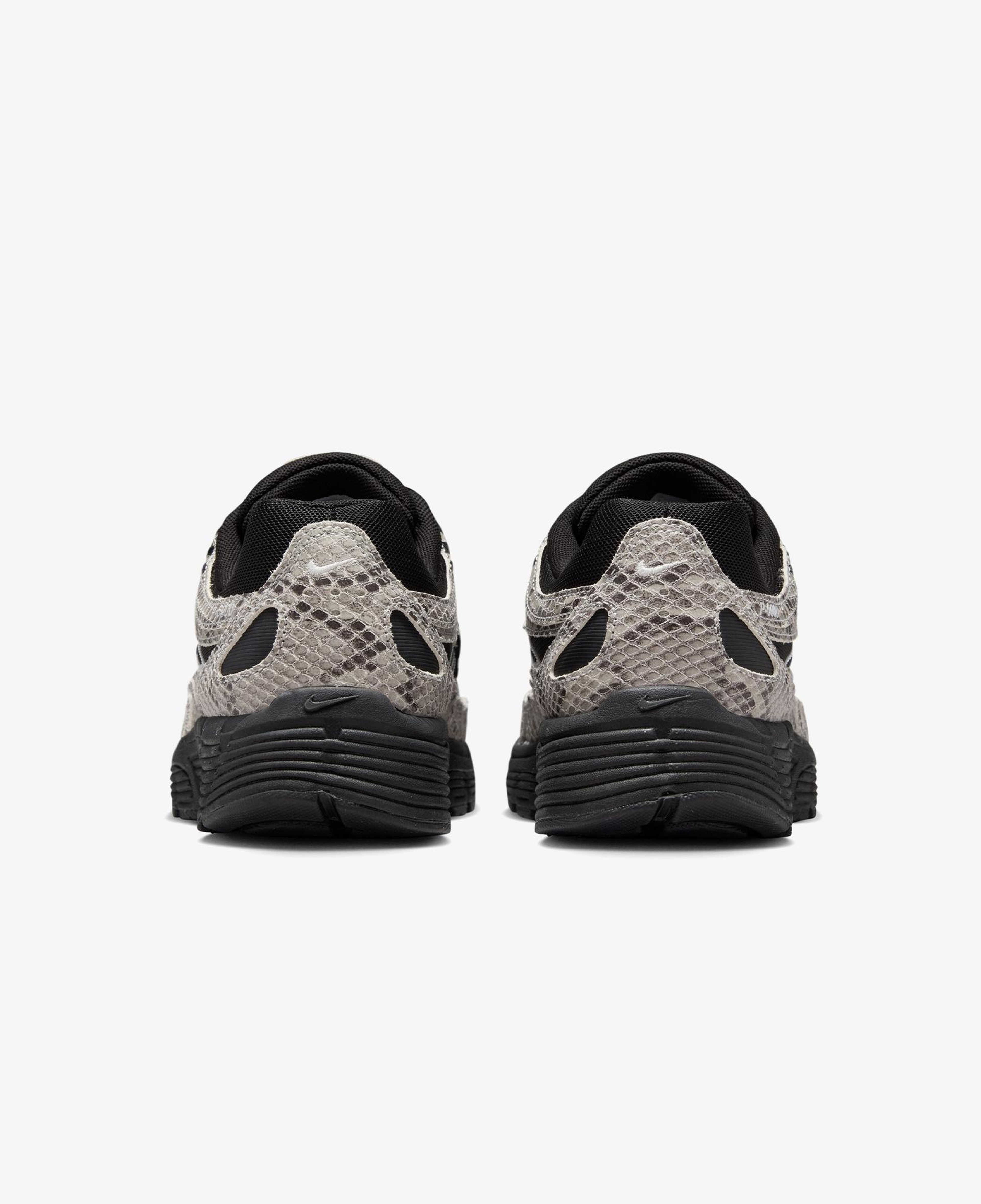 Nike P-6000 SE Kadın Siyah Spor Ayakkabı