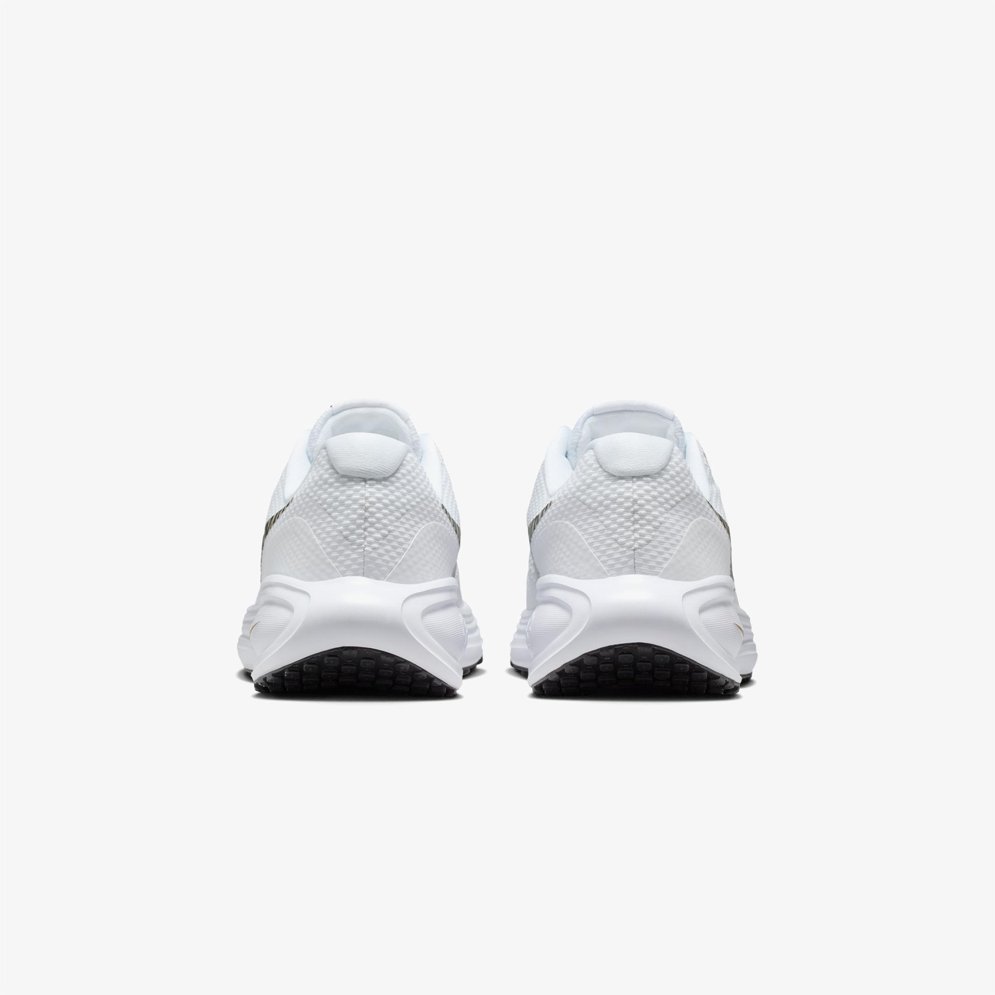 Nike Revolution 8 Kadın Beyaz Koşu Ayakkabısı
