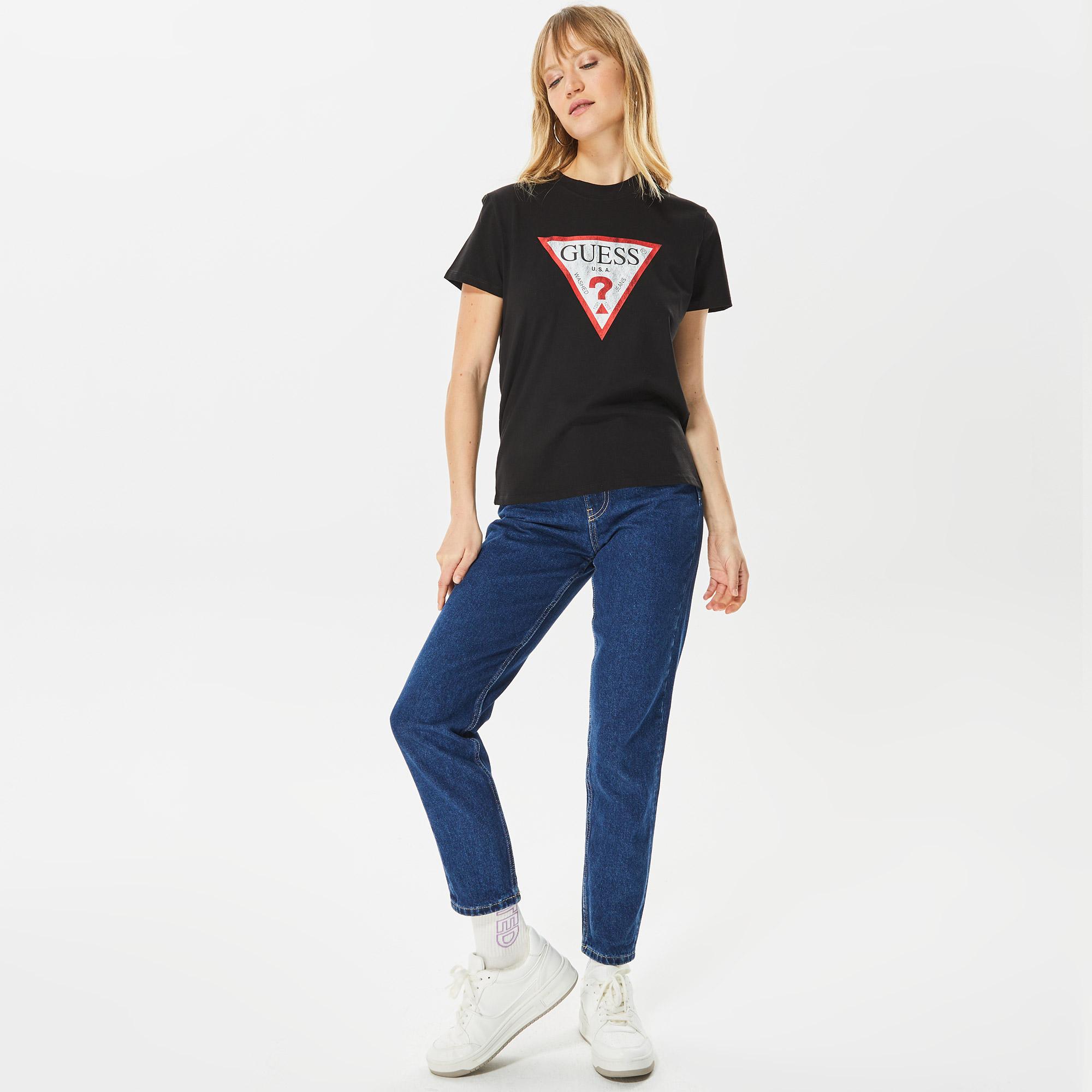 Guess Classic Fit Logo Kadın Siyah T-Shirt