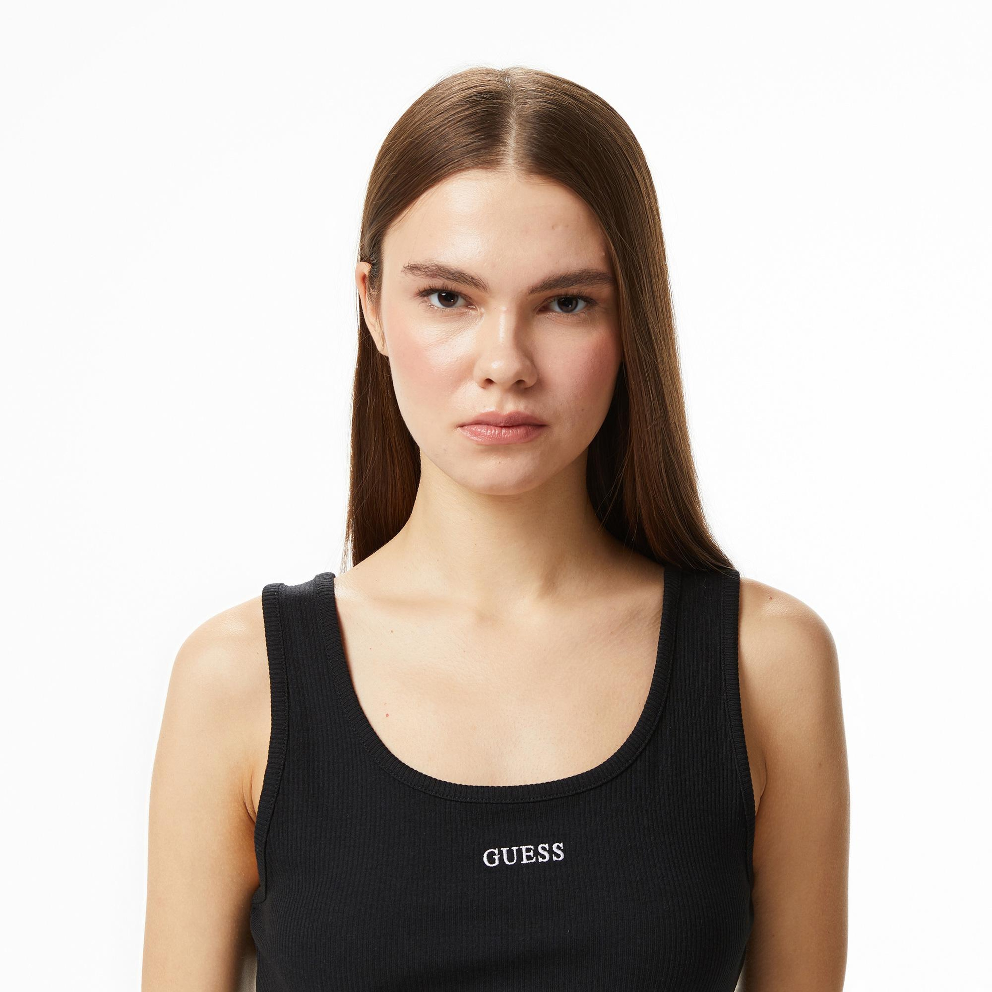 Guess Circe Aktif Modal Karışımlı Kadın Siyah T-Shirt