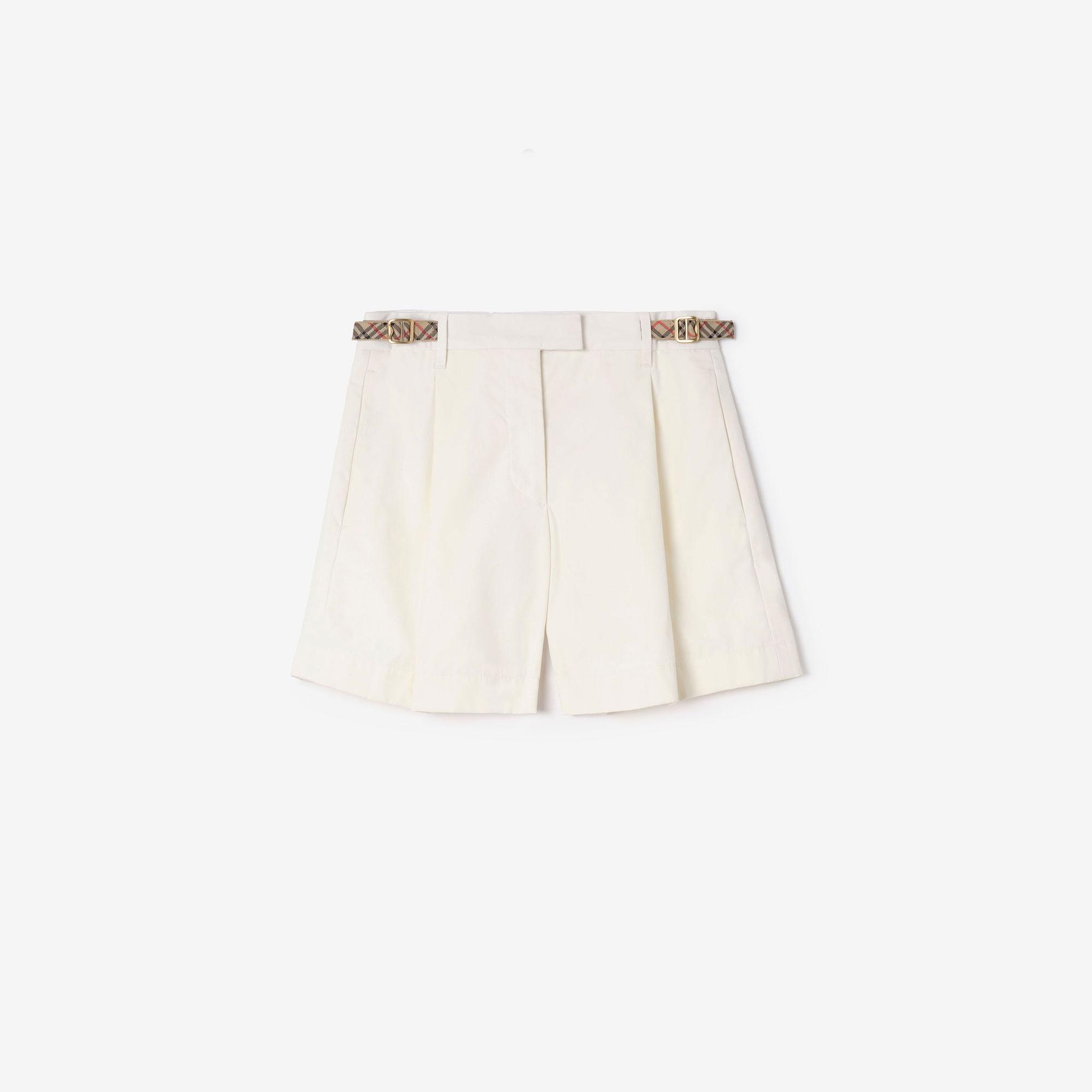 Burberry Kadın Beyaz Şort