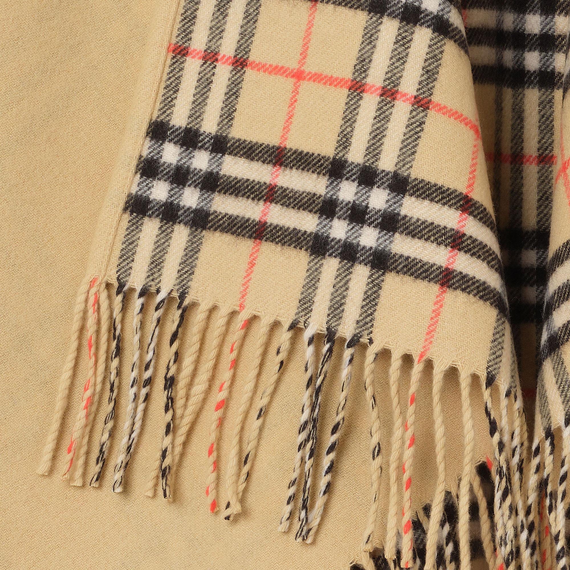 Burberry Reversible Check Wool Kadın Bej Panço