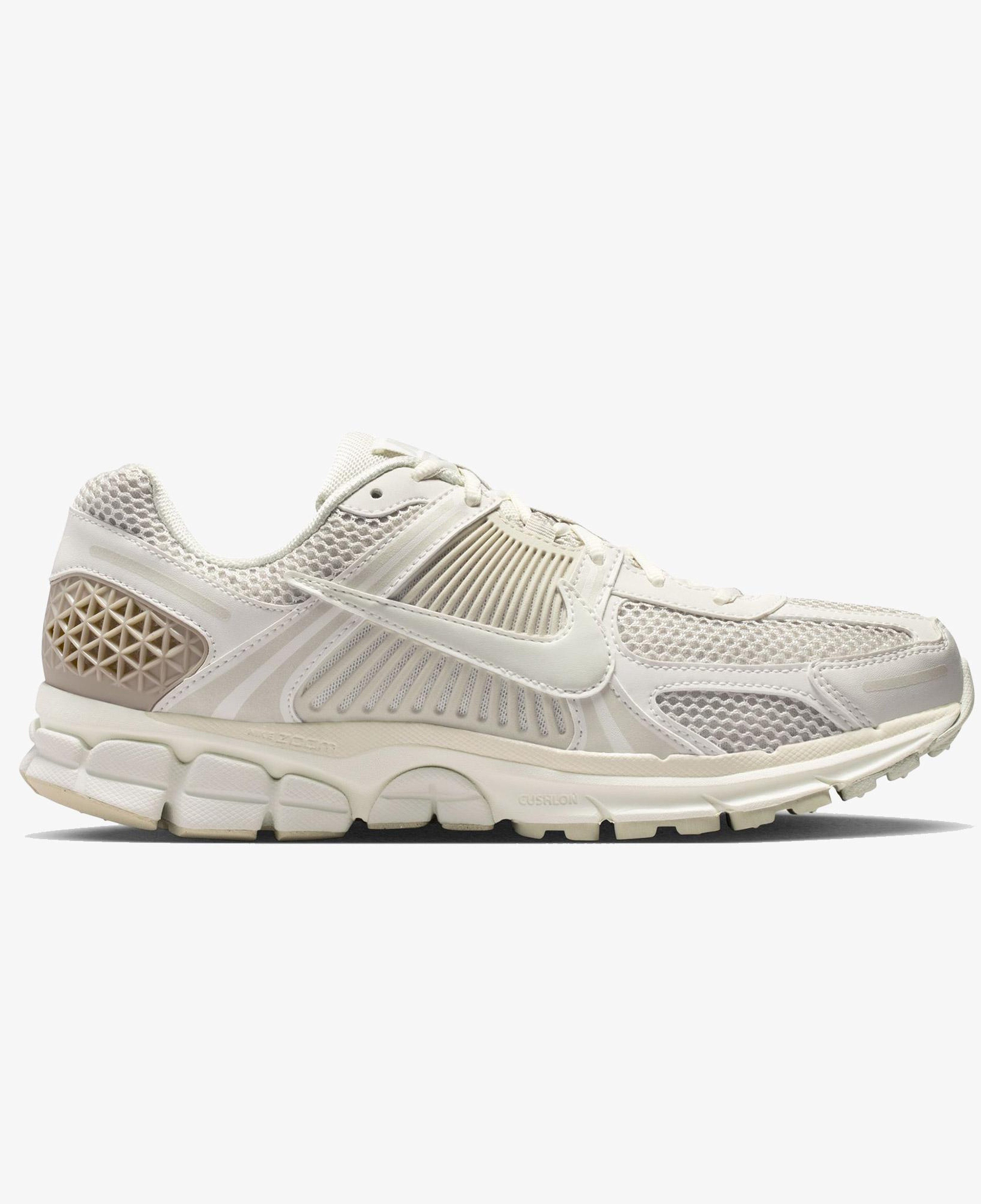 Nike Zoom Vomero 5 Erkek Bej Spor Ayakkabı