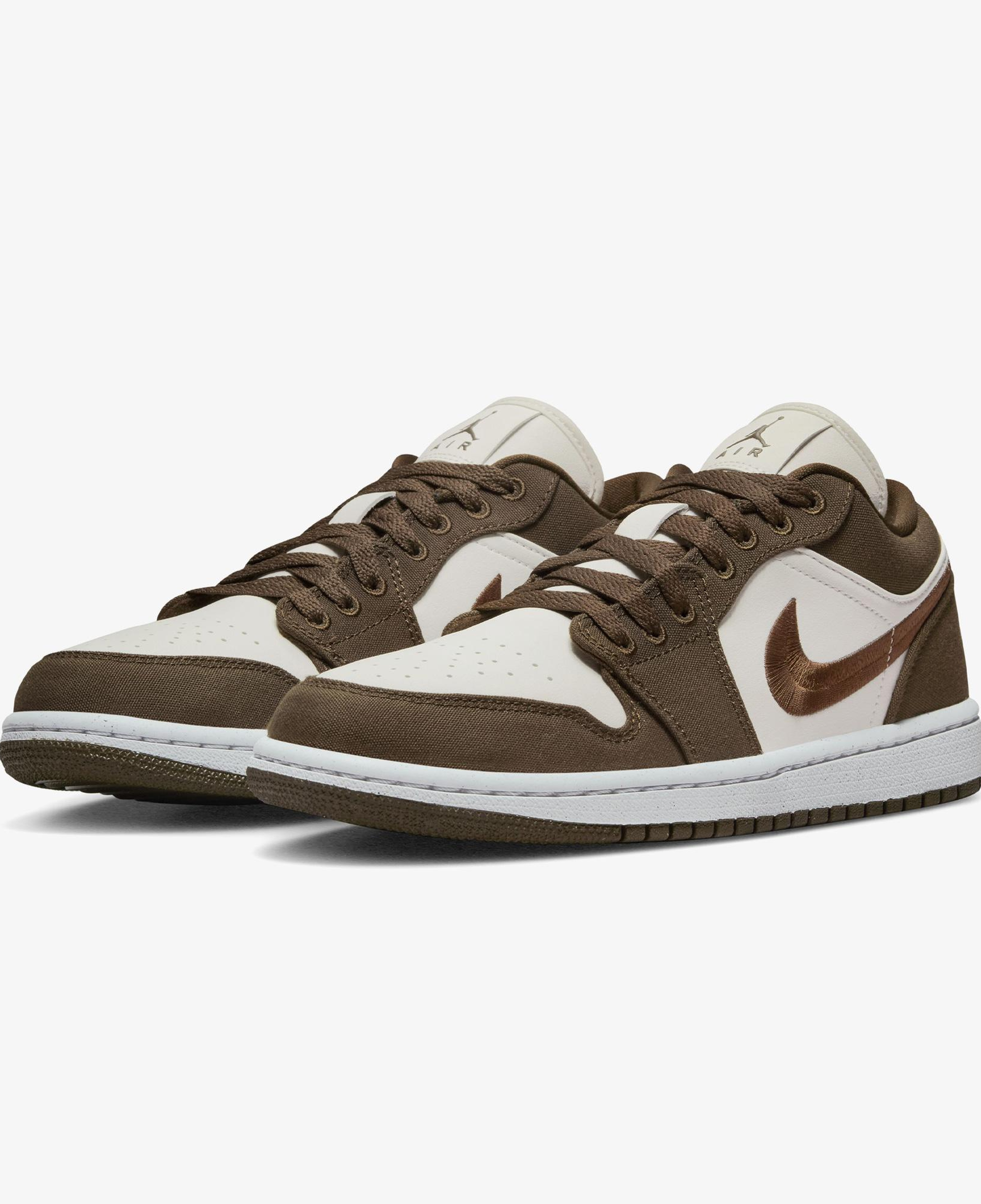 Jordan Air 1 Low SE Kadın Haki Spor Ayakkabı