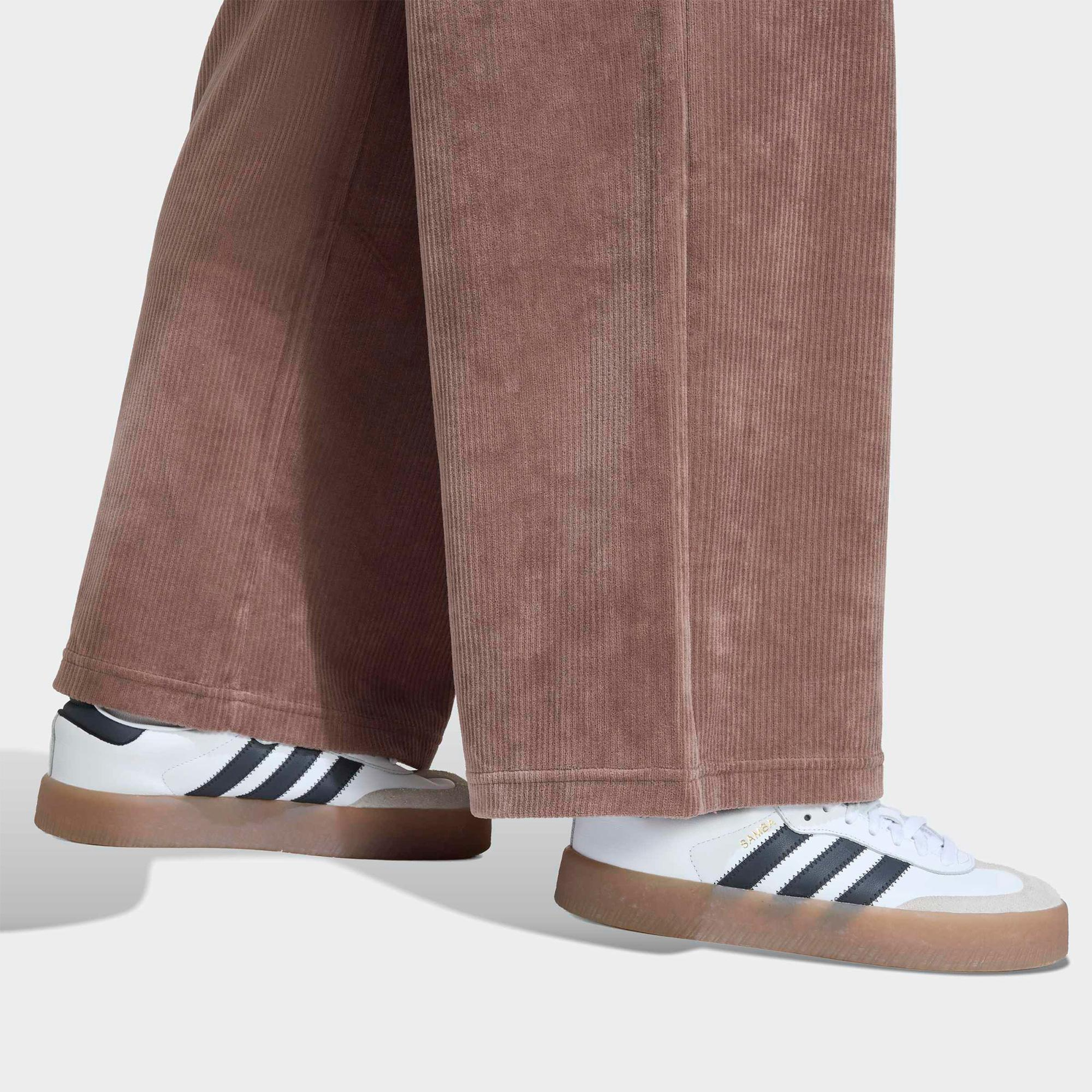 adidas Essentials Kadın Kahverengi Eşofman Altı