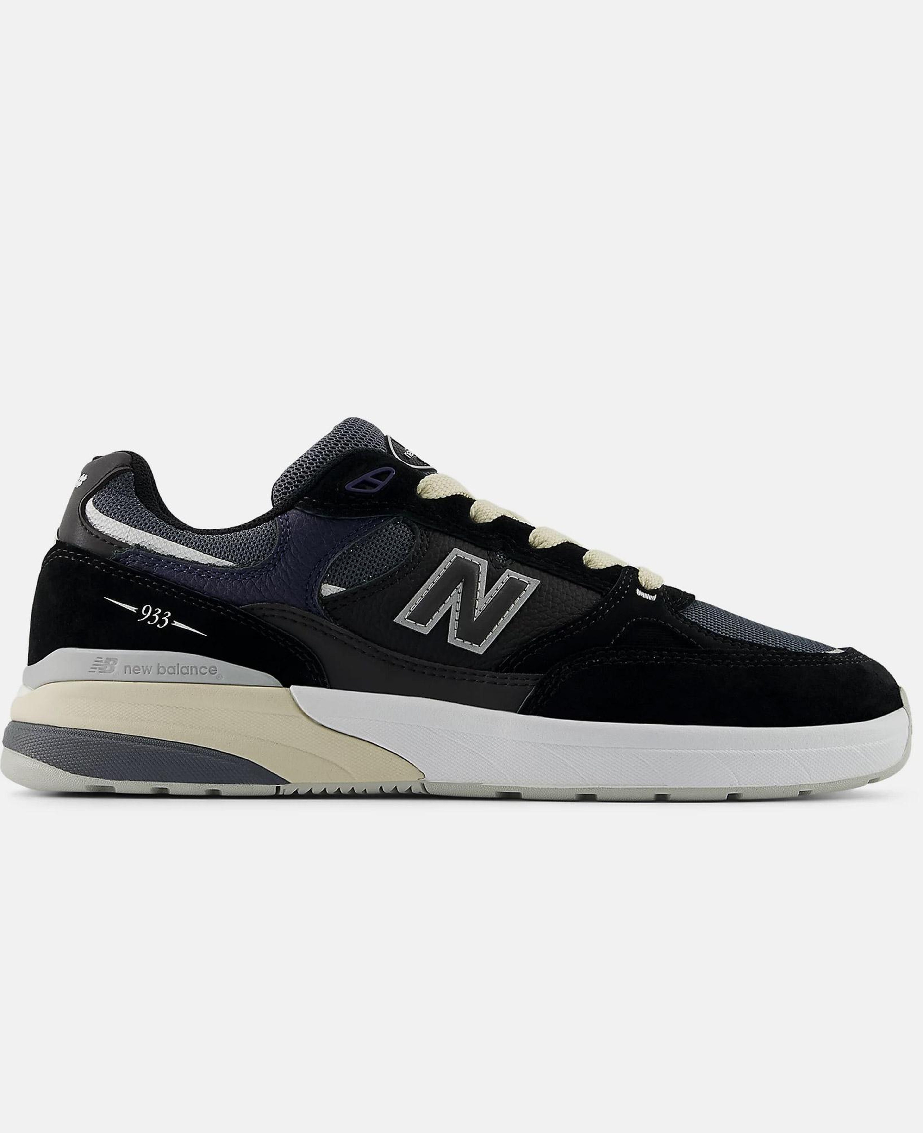 New Balance 933 Lifestyle Erkek Siyah Spor Ayakkabı