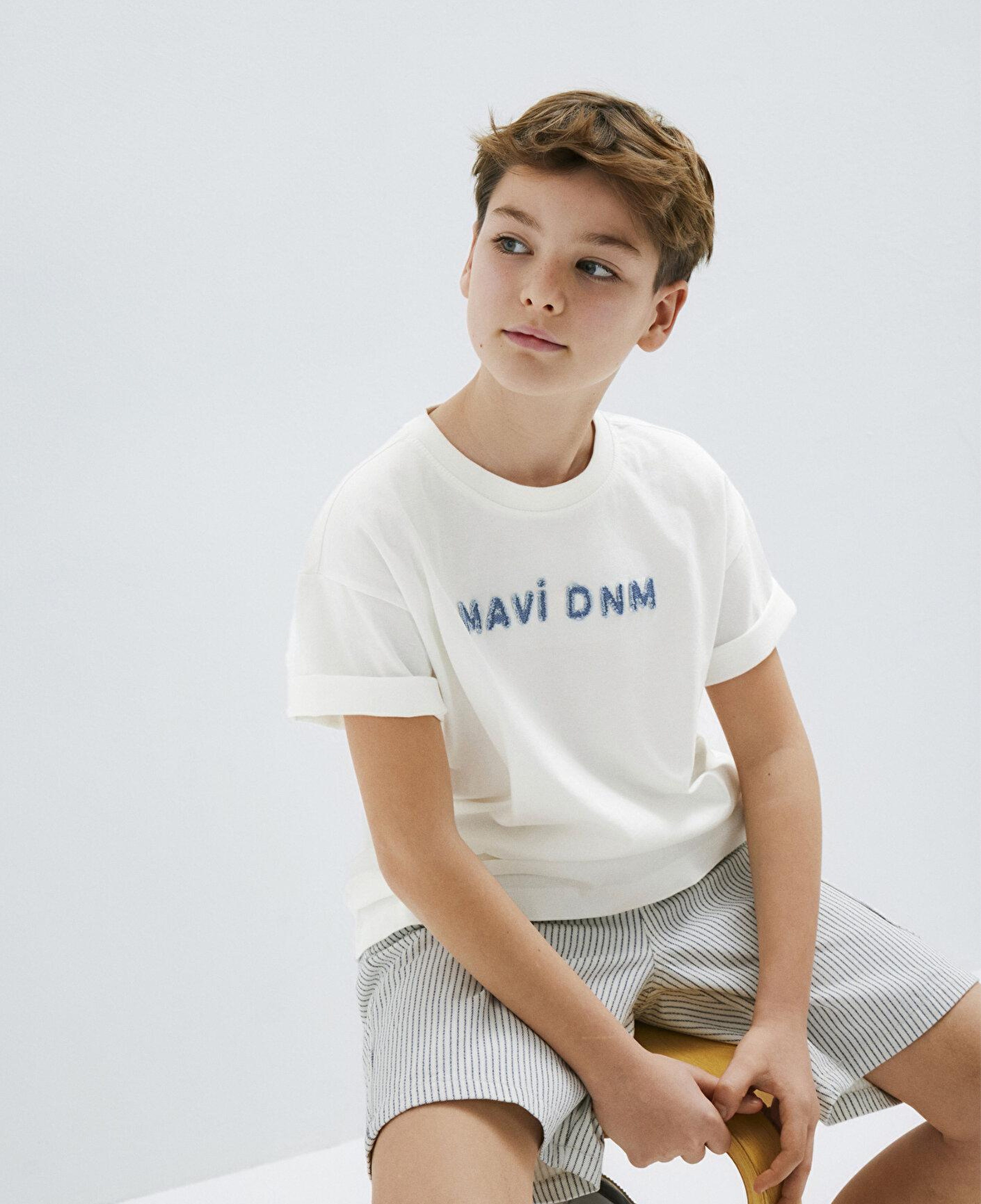 Mavi Mavi Dnm Baskılı Ekru Tişört Loose Fit / Bol Rahat Kesim 6610506-70057