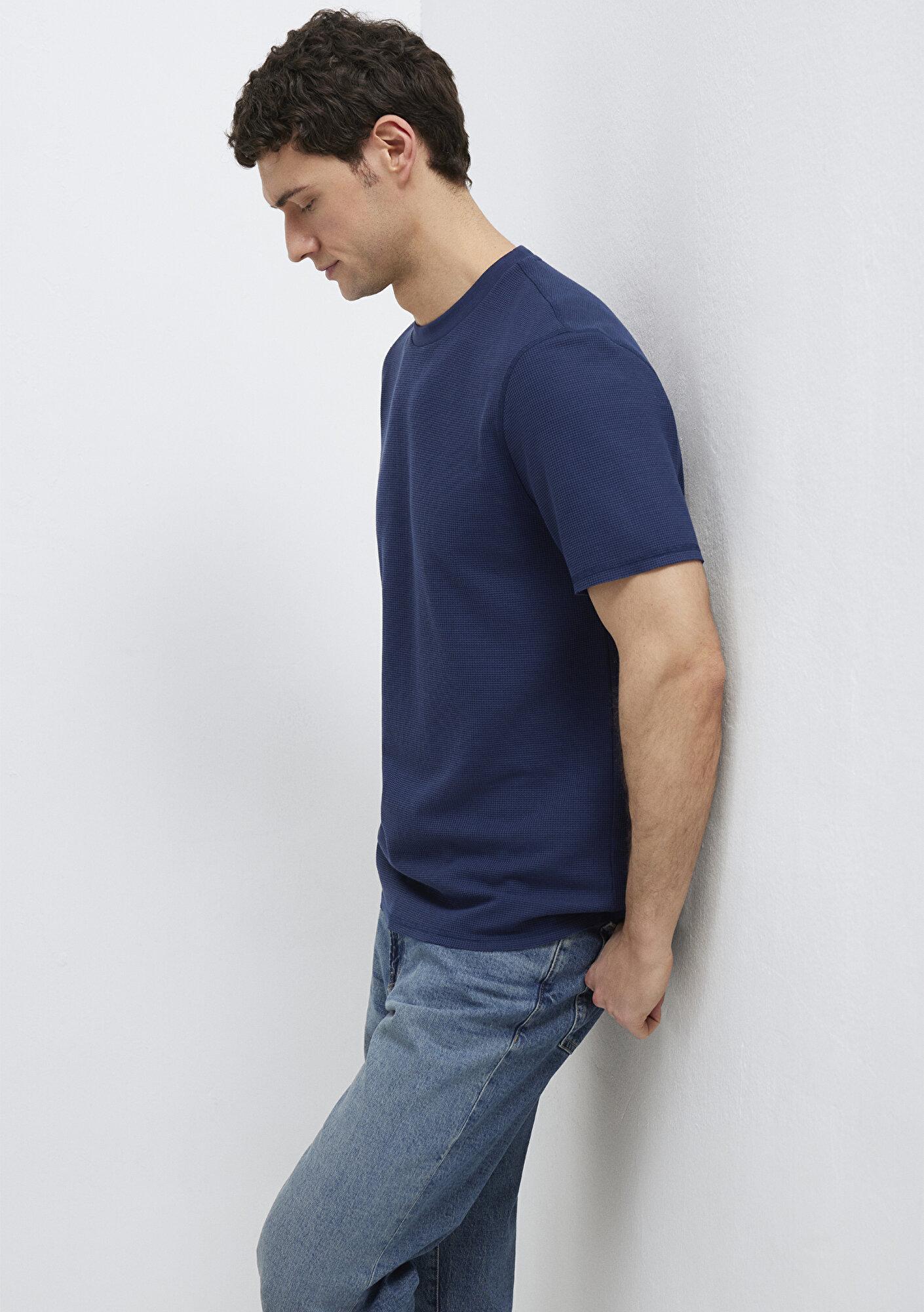 Mavi Dokulu Lacivert Basic Tişört Regular Fit / Normal Kesim 0610277-70492