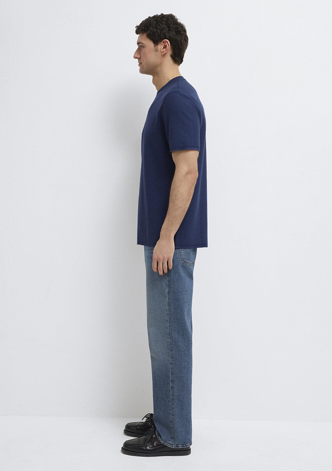 Mavi Dokulu Lacivert Basic Tişört Regular Fit / Normal Kesim 0610277-70492