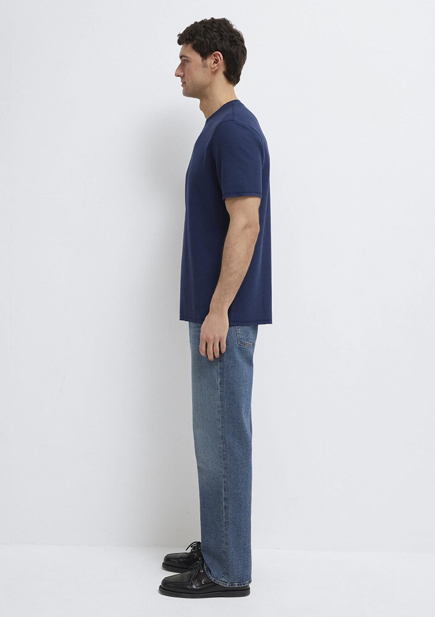 Mavi Dokulu Lacivert Basic Tişört Regular Fit / Normal Kesim 0610277-70492