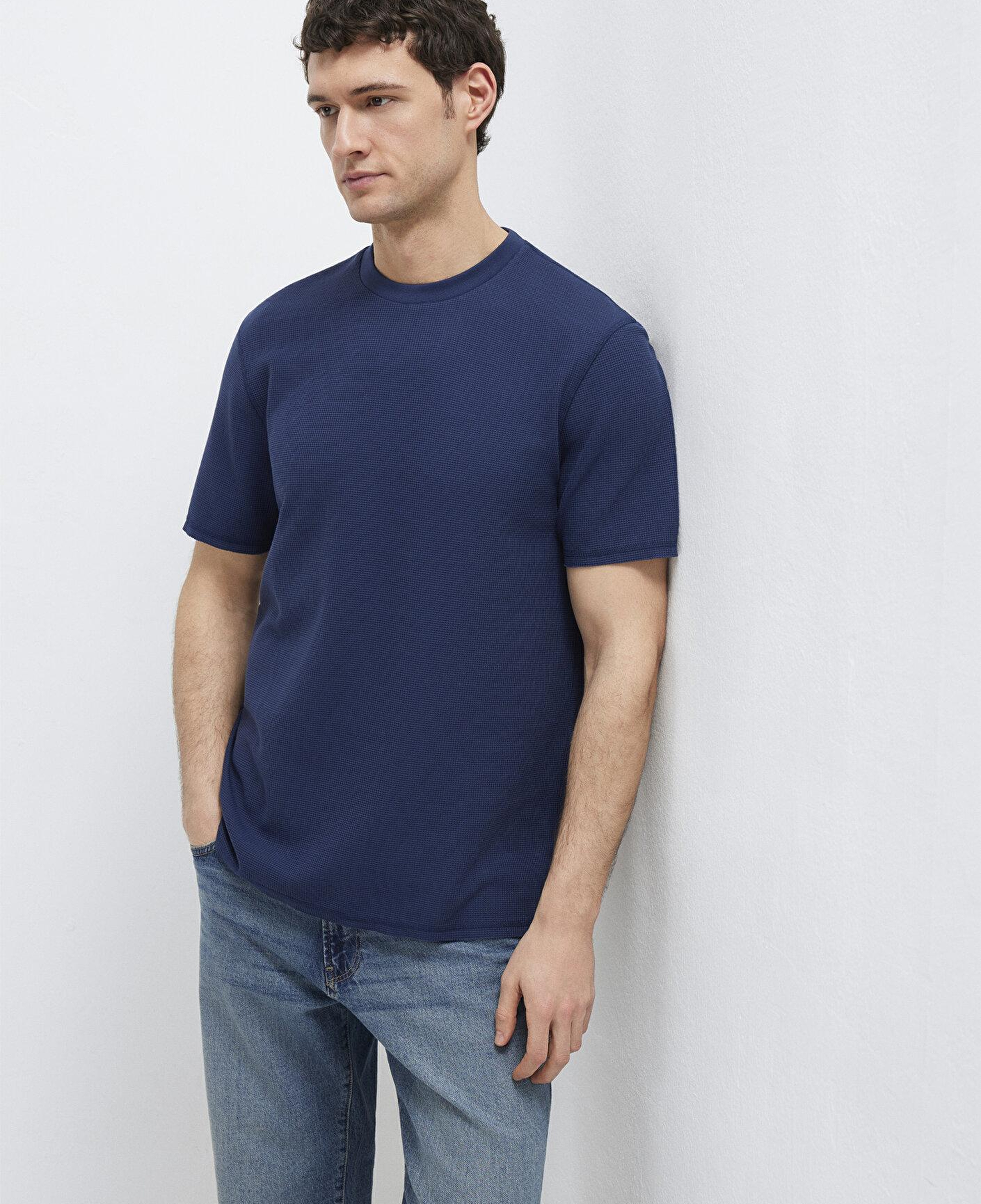 Mavi Dokulu Lacivert Basic Tişört Regular Fit / Normal Kesim 0610277-70492