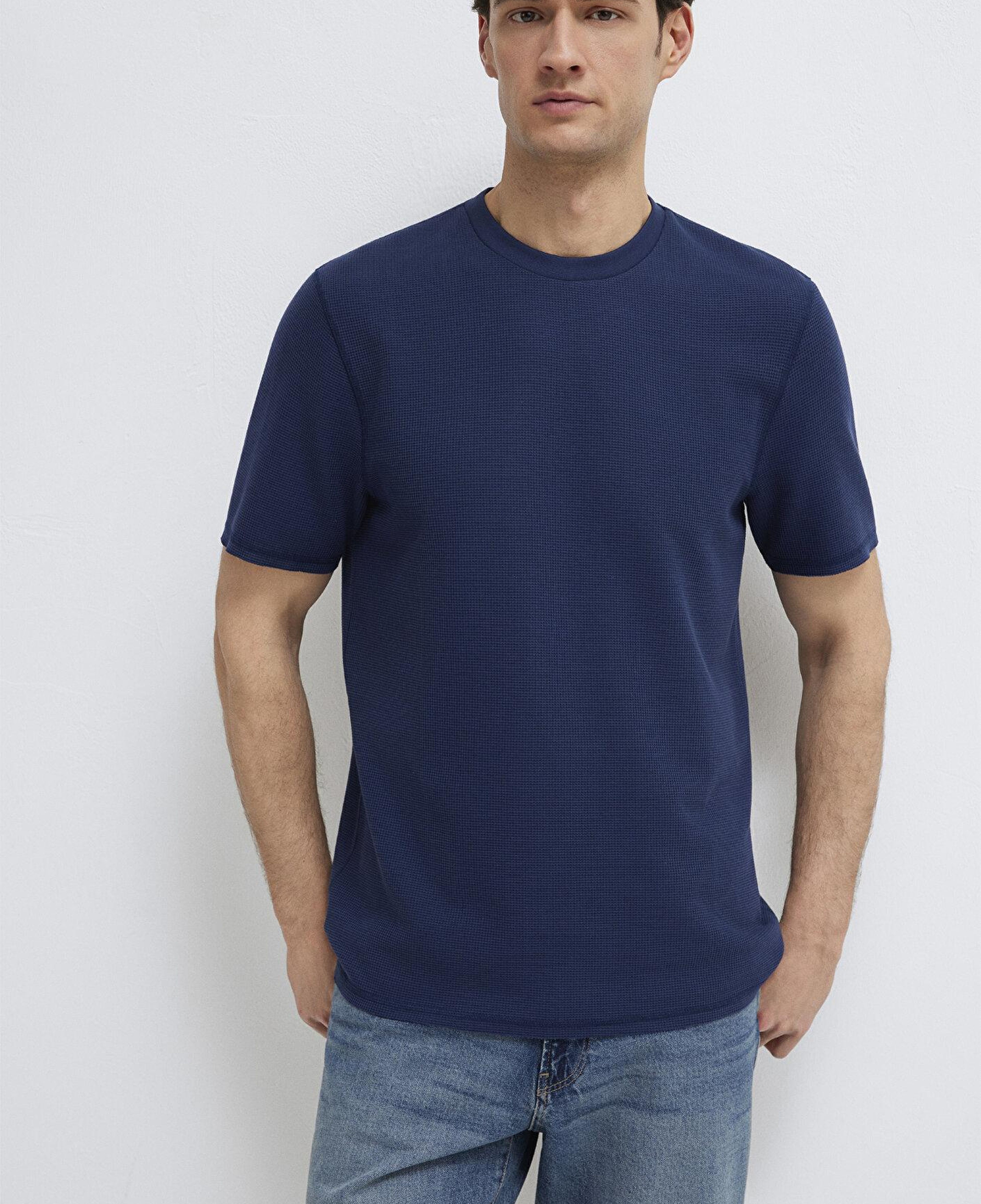 Mavi Dokulu Lacivert Basic Tişört Regular Fit / Normal Kesim 0610277-70492