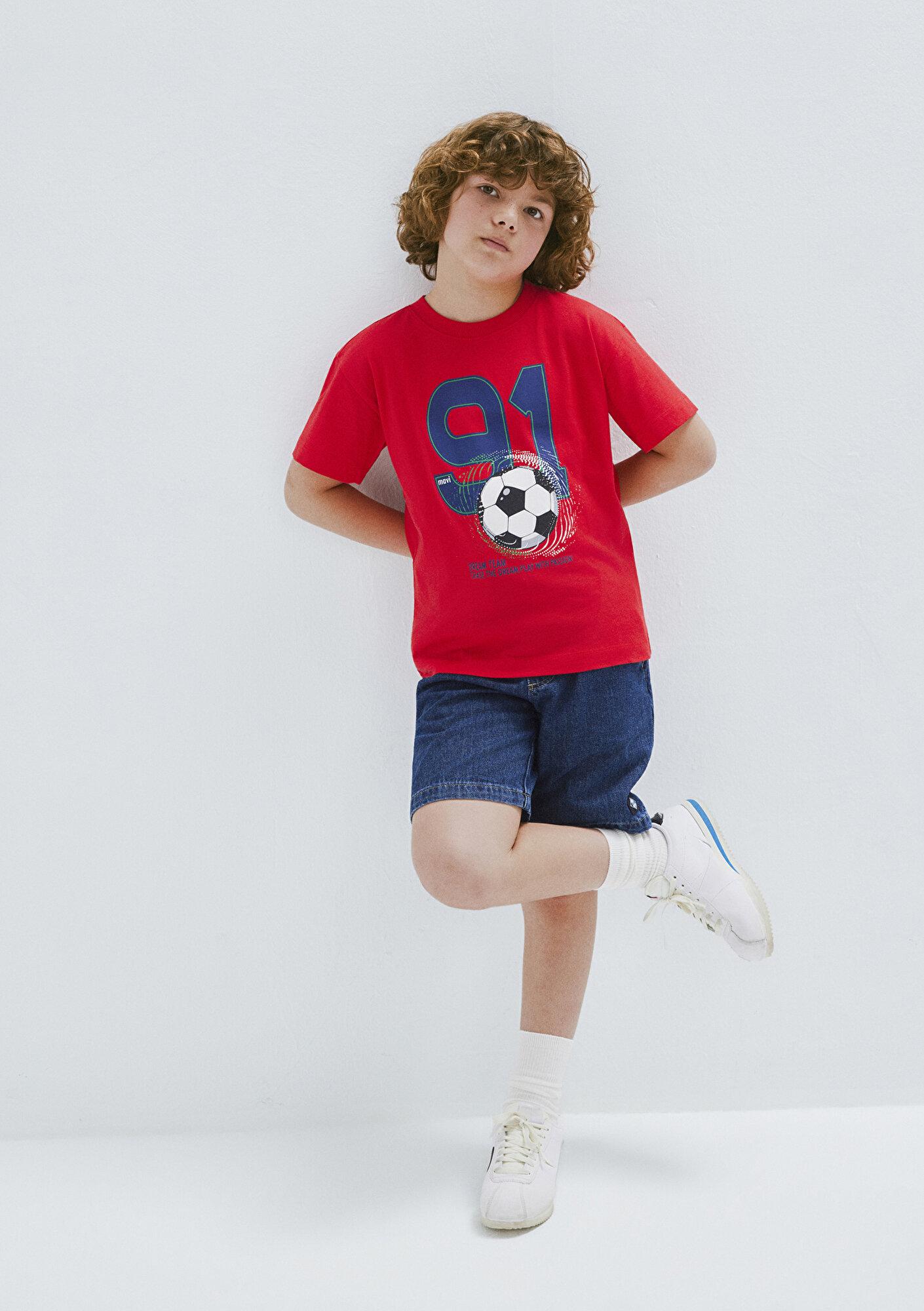 Mavi Futbol Baskılı Kırmızı Tişört Loose Fit / Bol Rahat Kesim 6610481-70465