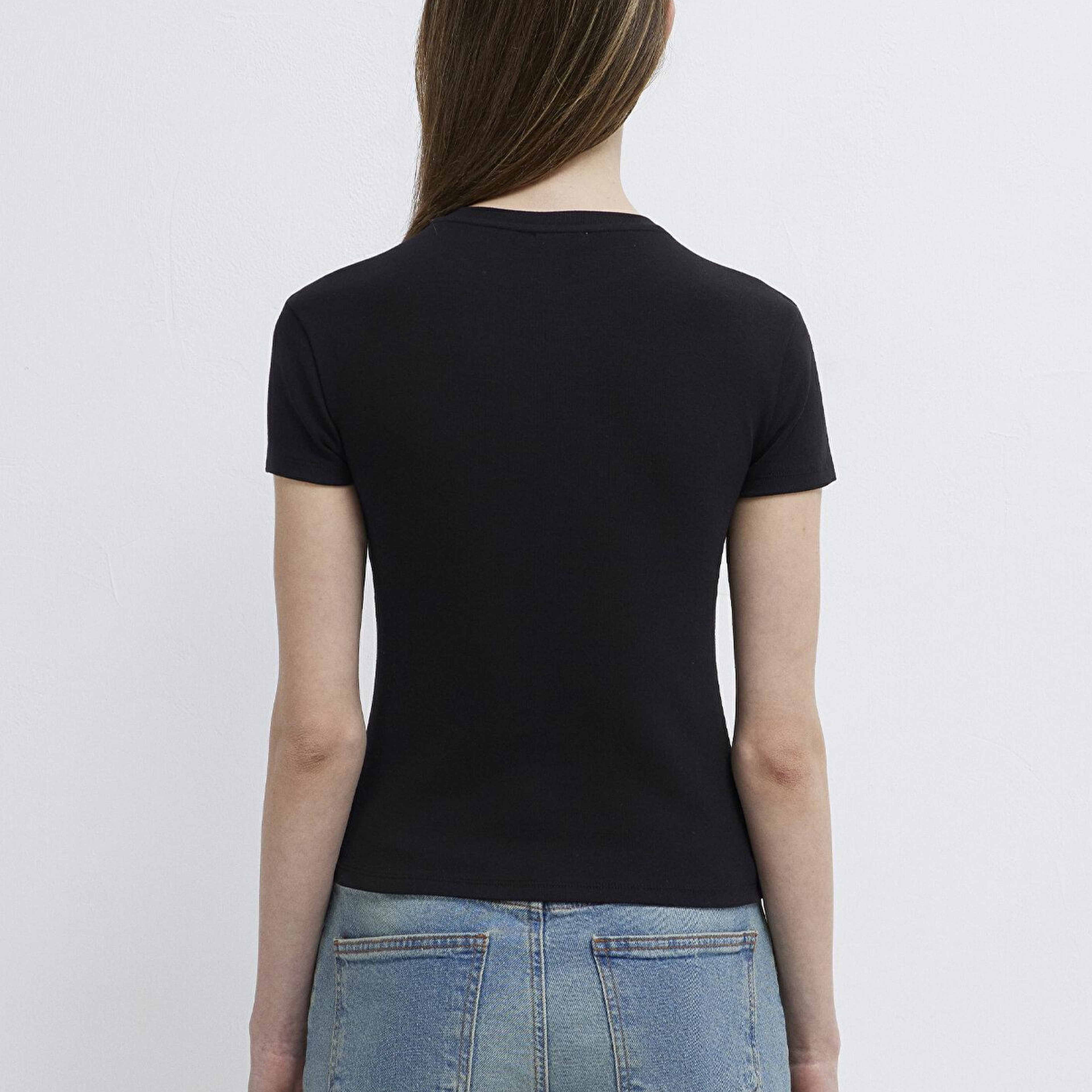 Mavi Siyah Basic Crop Tişört Fitted / Vücuda Oturan Kesim 1614180-900