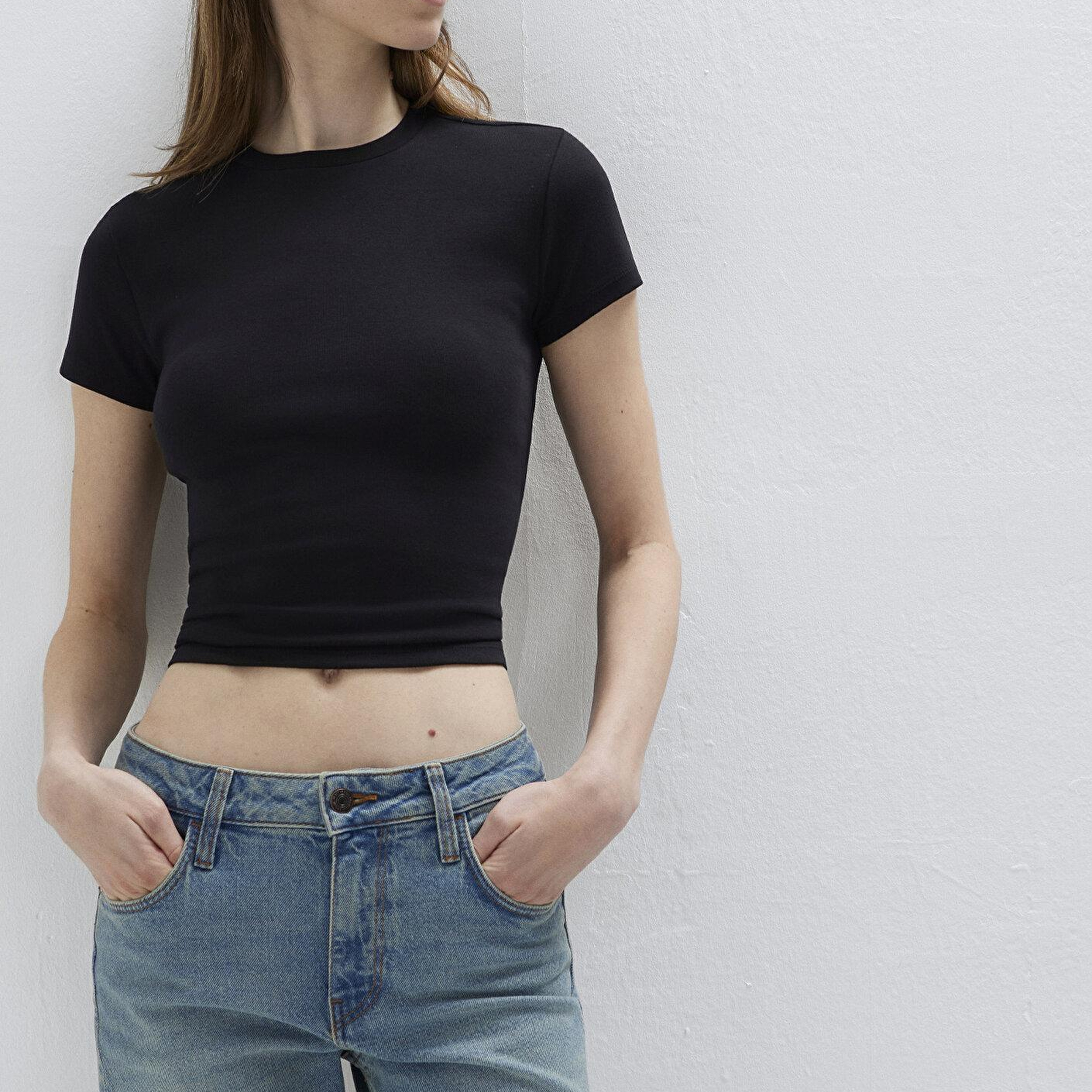 Mavi Siyah Basic Crop Tişört Fitted / Vücuda Oturan Kesim 1614180-900