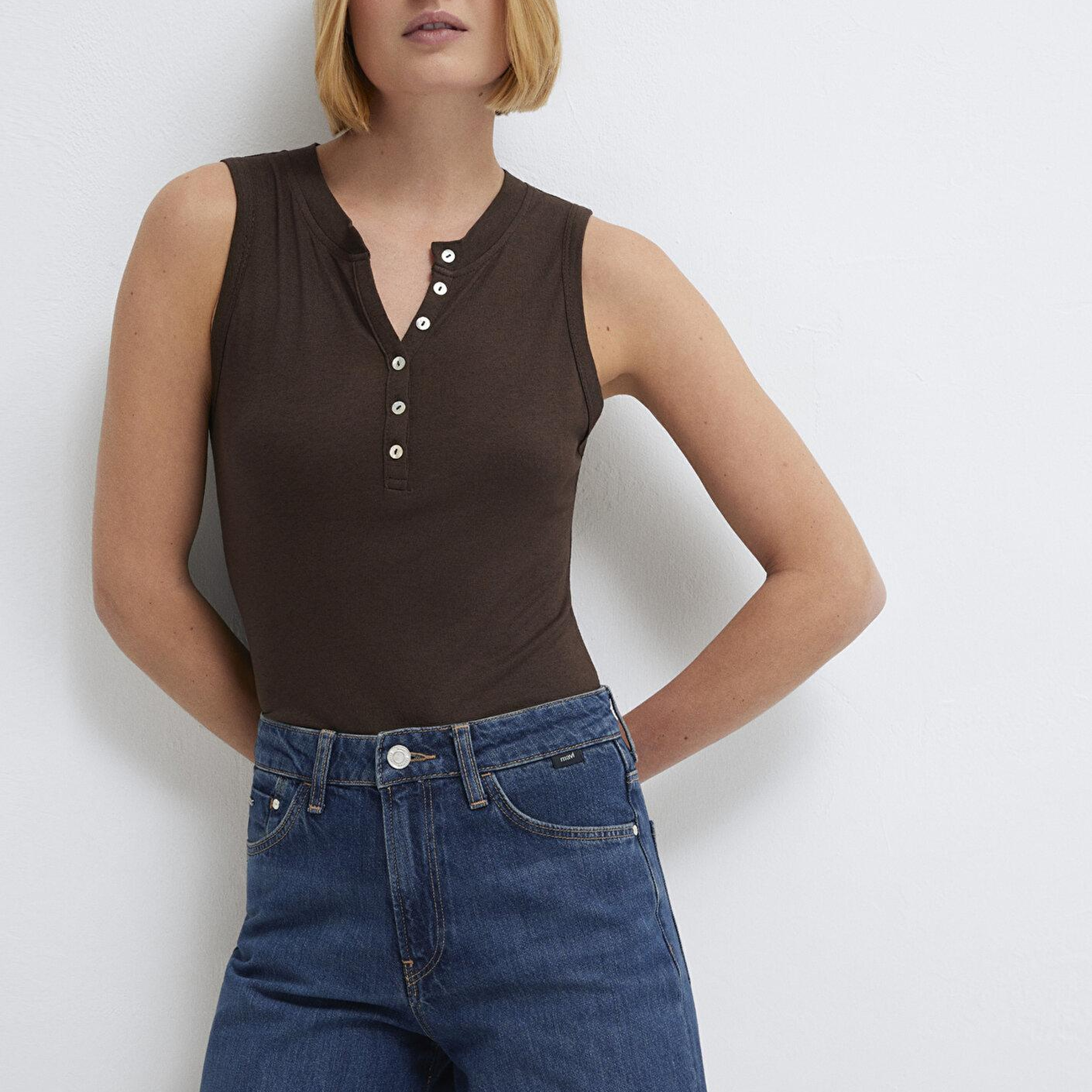 Mavi Düğmeli Kahverengi Atlet Slim Fit / Dar Kesim 1614062-88067