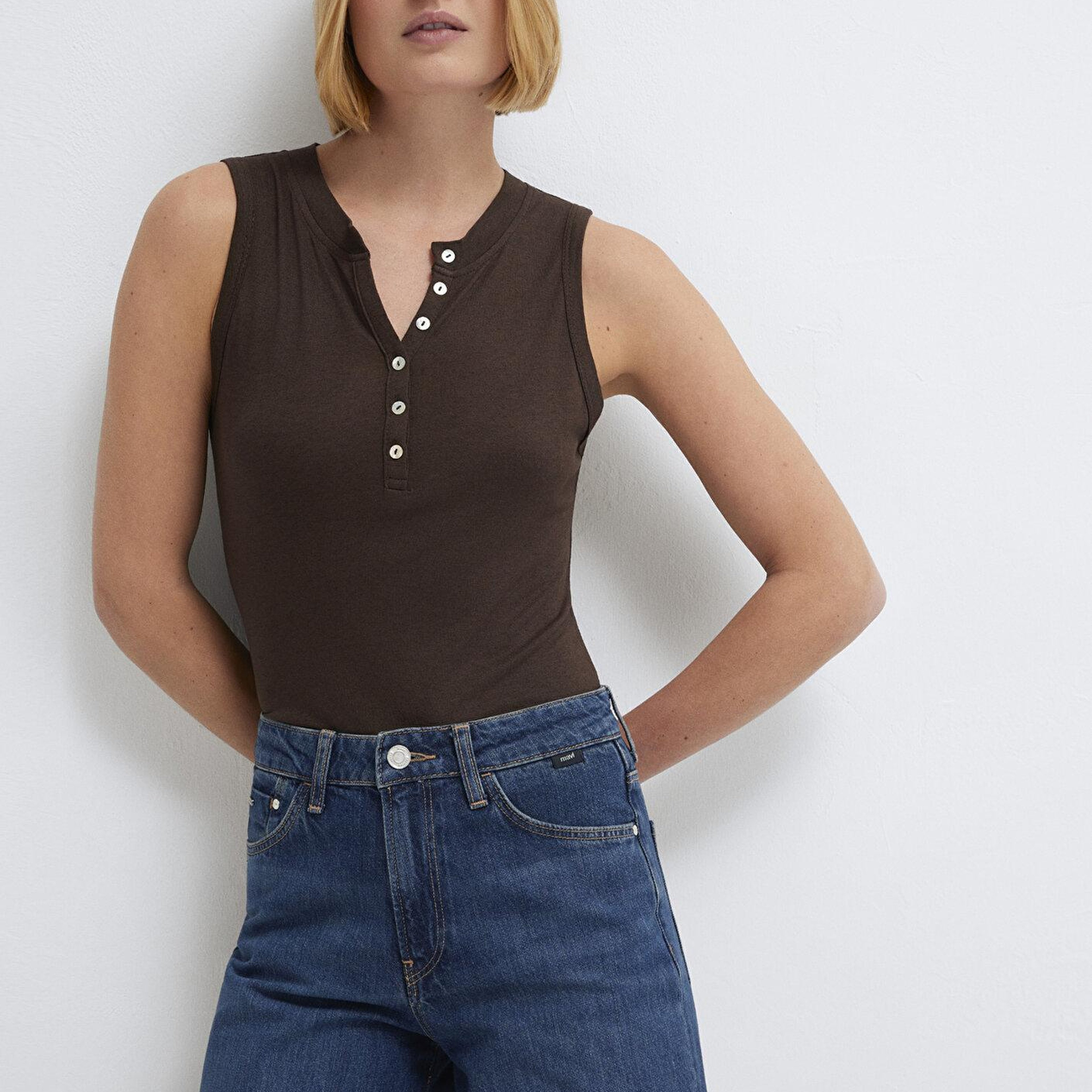 Mavi Düğmeli Kahverengi Atlet Slim Fit / Dar Kesim 1614062-88067