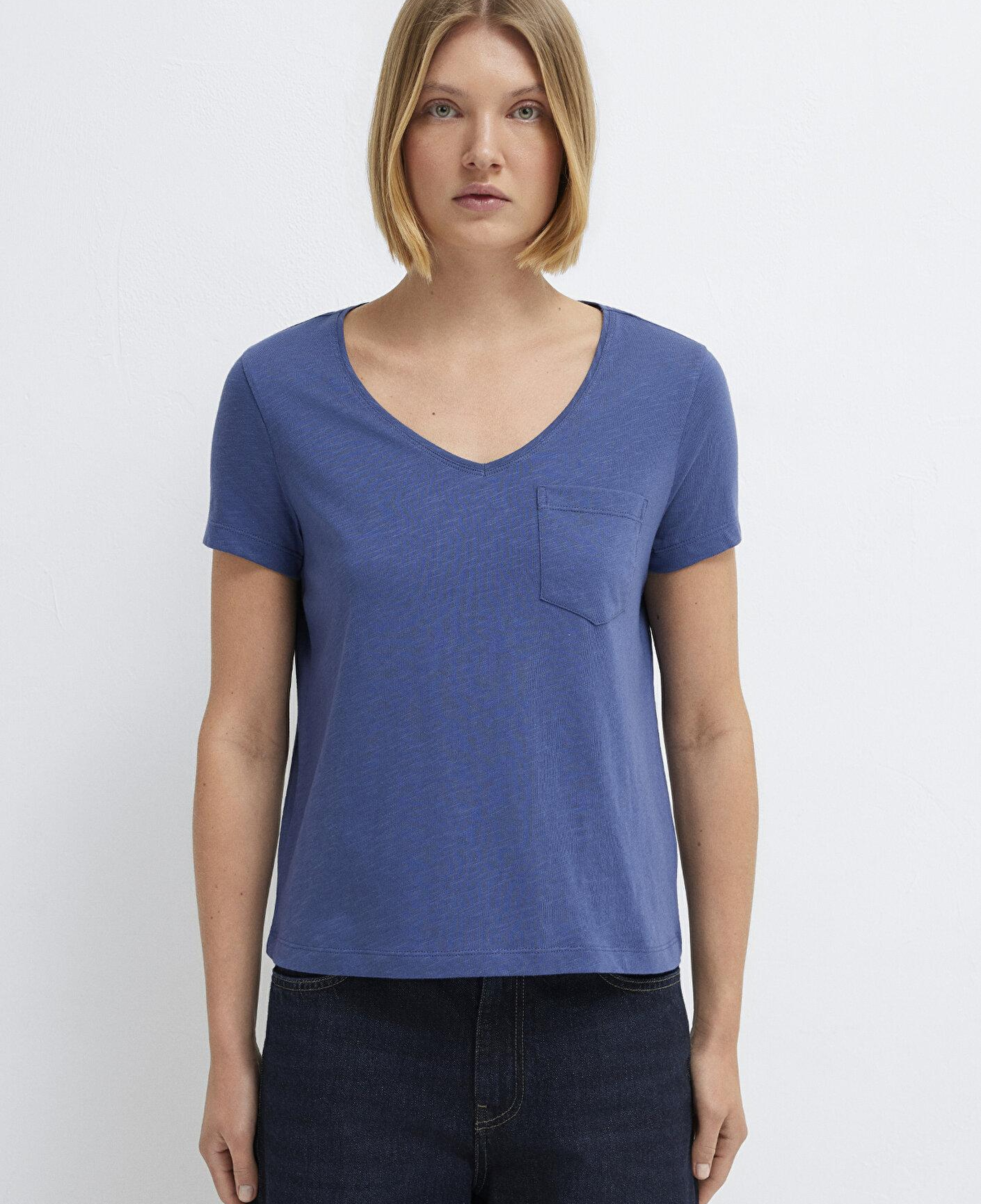 Mavi V Yaka Mavi Basic Tişört Slim Fit / Dar Kesim 1614178-70757