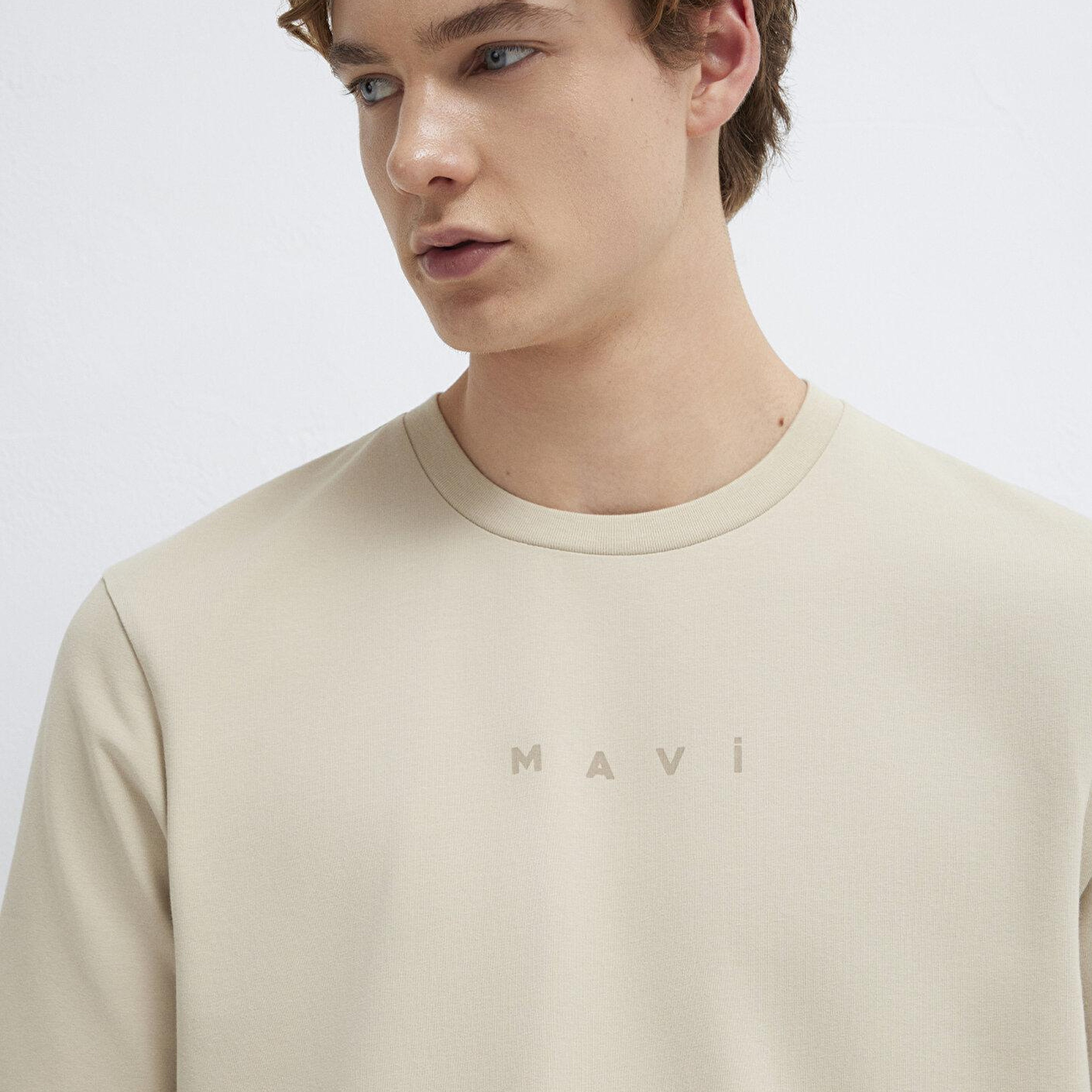 Mavi Mavi Logo Baskılı Bej Tişört Regular Fit / Normal Kesim 0613305-70322