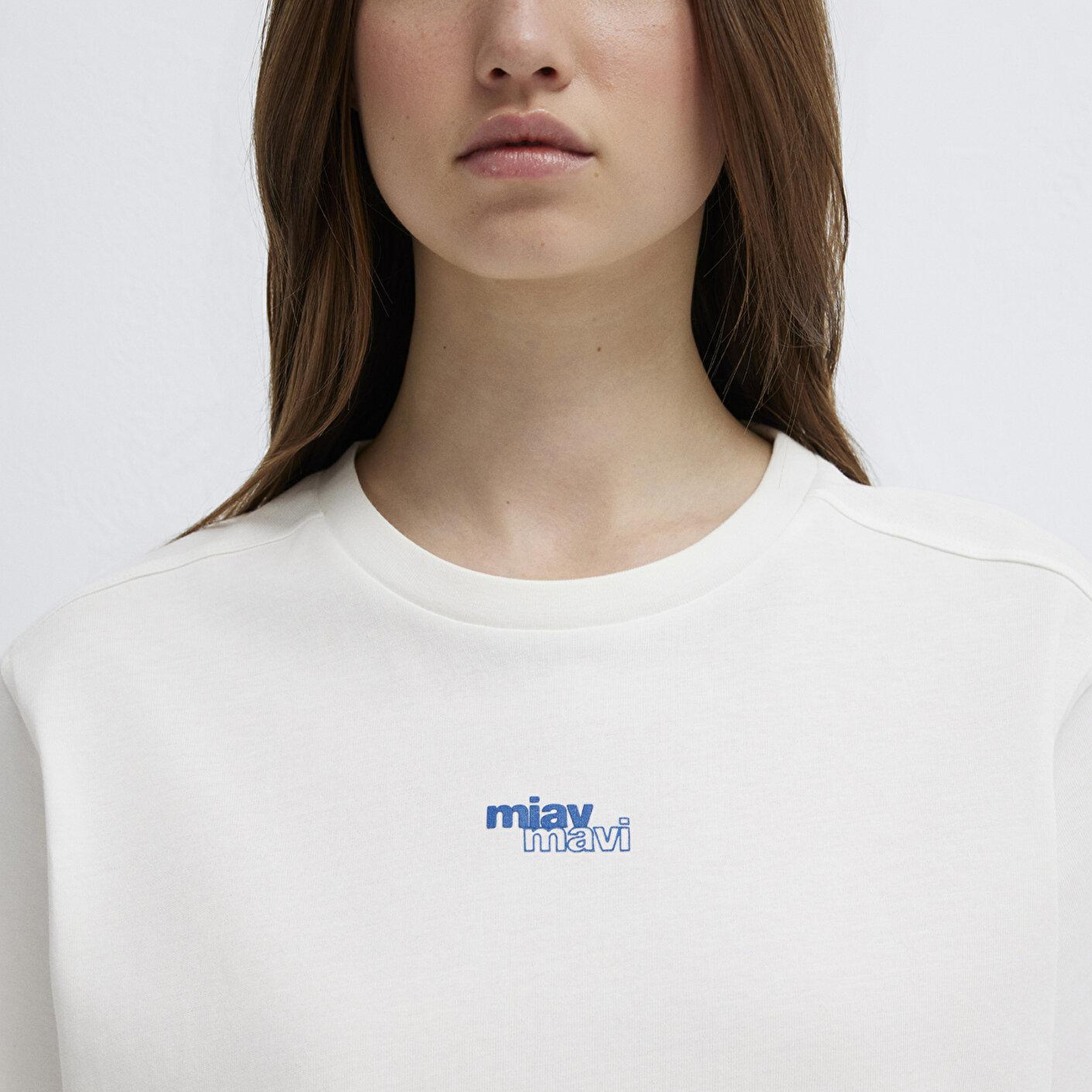 Mavi Miav Baskılı Ekru Tişört Crop / Kısa Kesim 1614091-70057