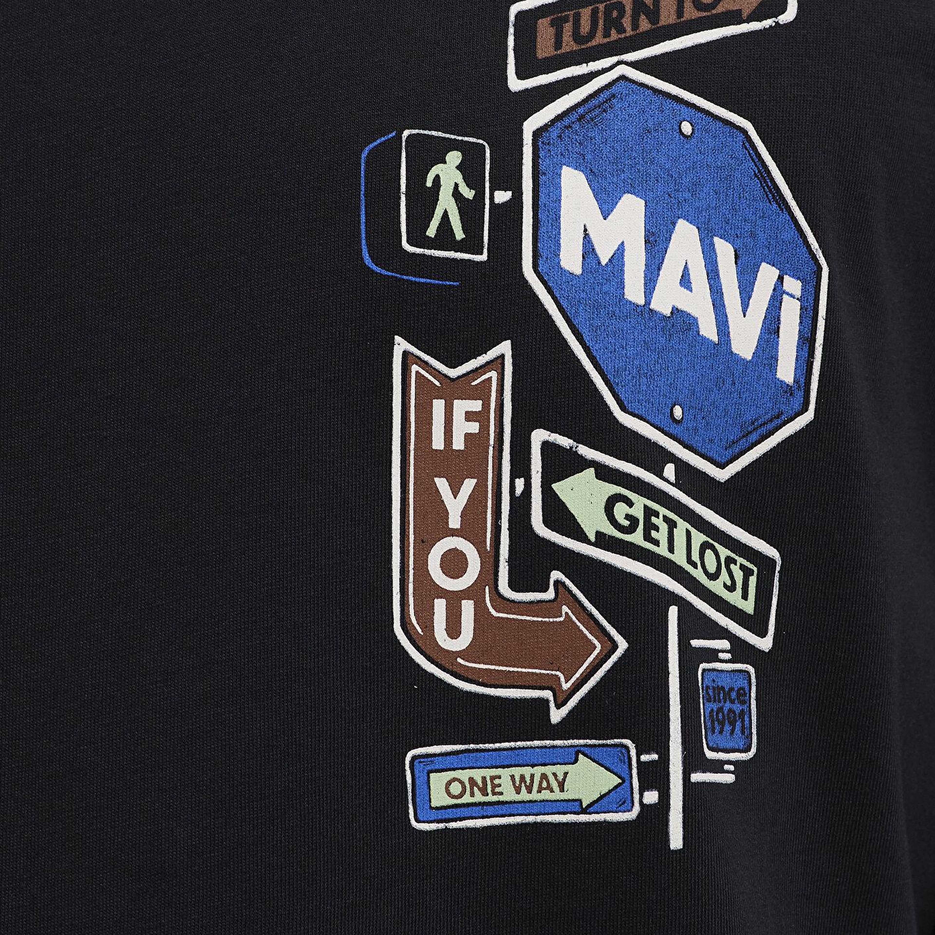 Mavi İşaret Levhası Baskılı Siyah Tişört Loose Fit / Bol Rahat Kesim 0613391-900