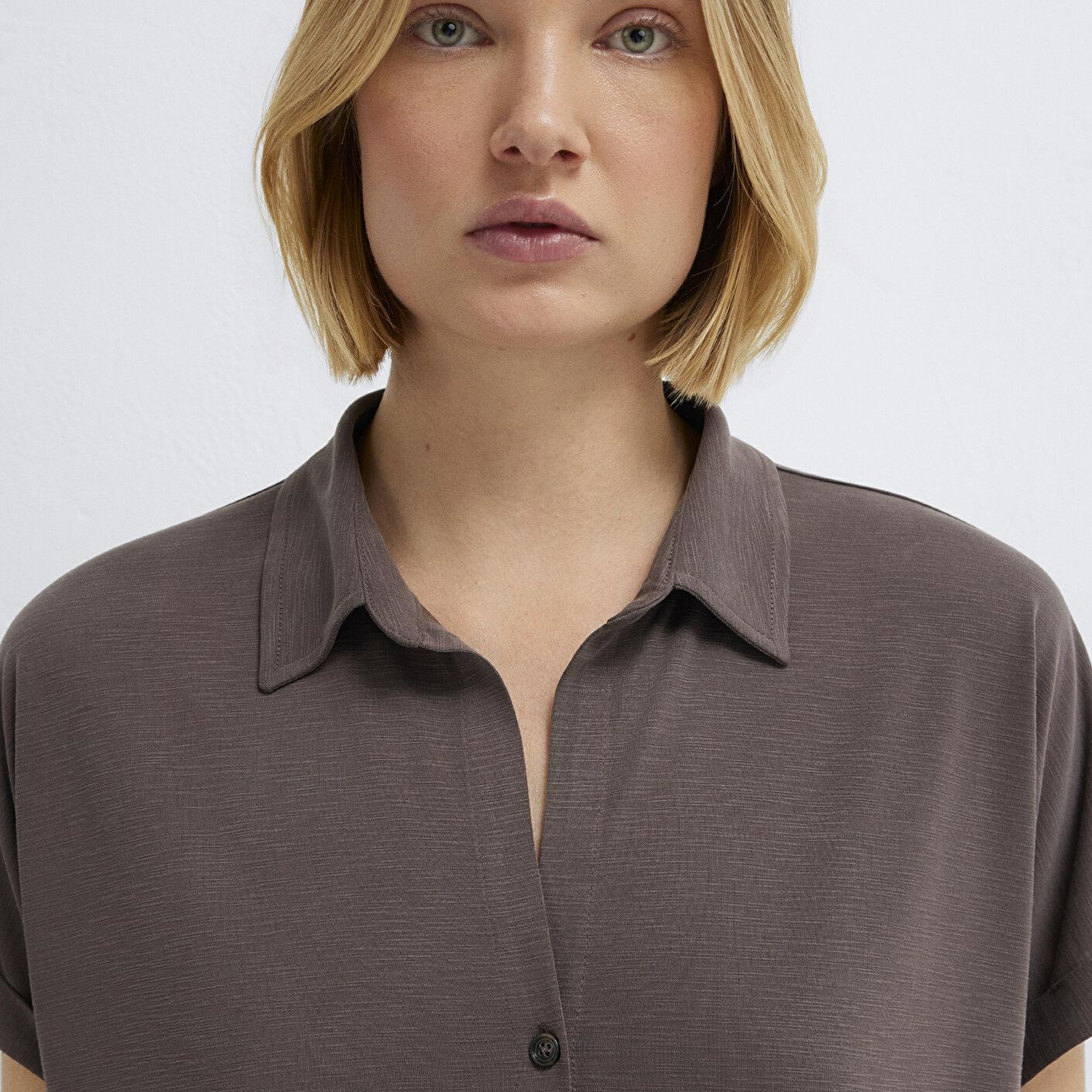 Mavi Soft-Premium Kahverengi (TENCEL™) Modal Karışımlı Gömlek Regular Fit / Normal Kesim 168081-87537