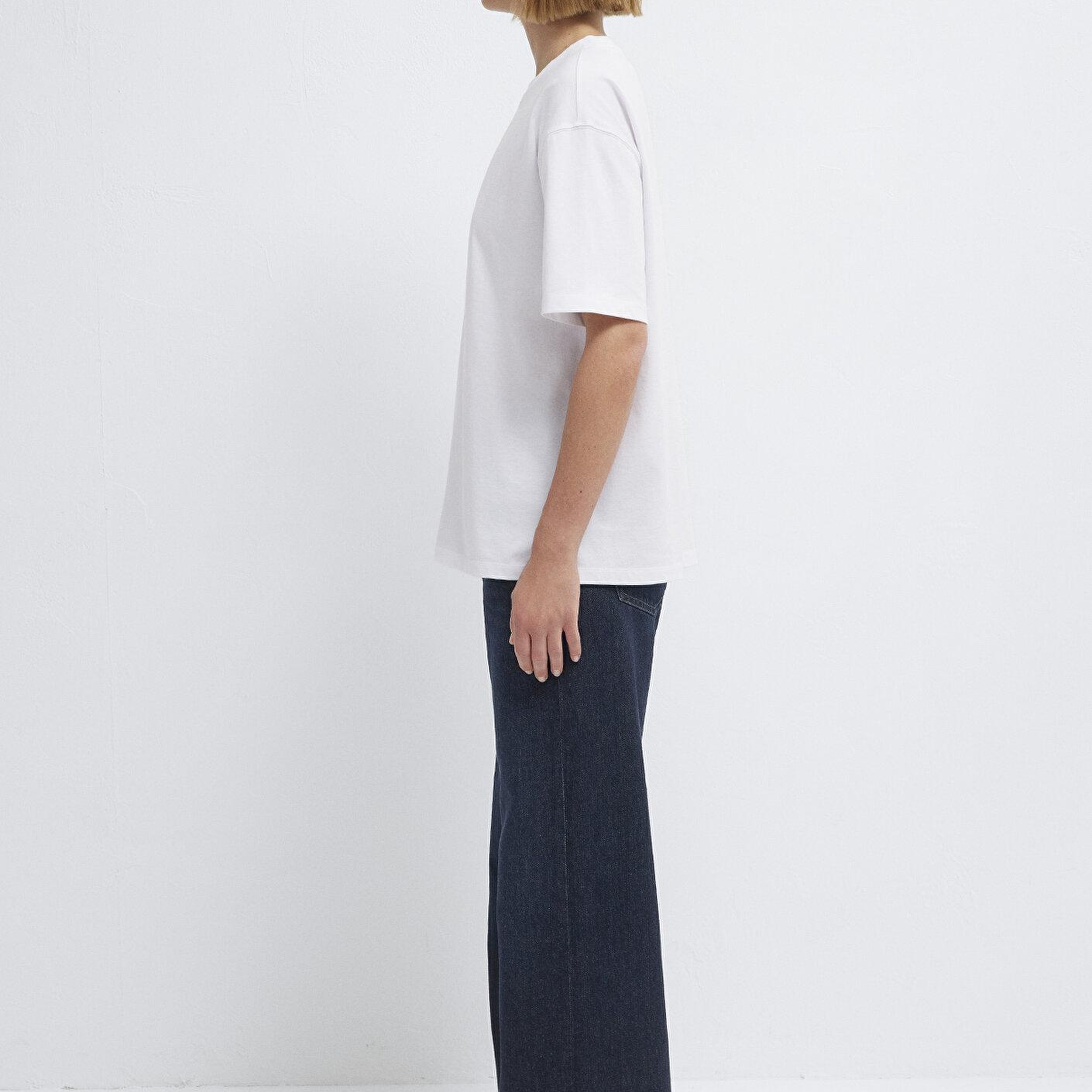 Mavi Mavi Logo Baskılı Beyaz Tişört Loose Fit / Bol Rahat Kesim 1613884-620