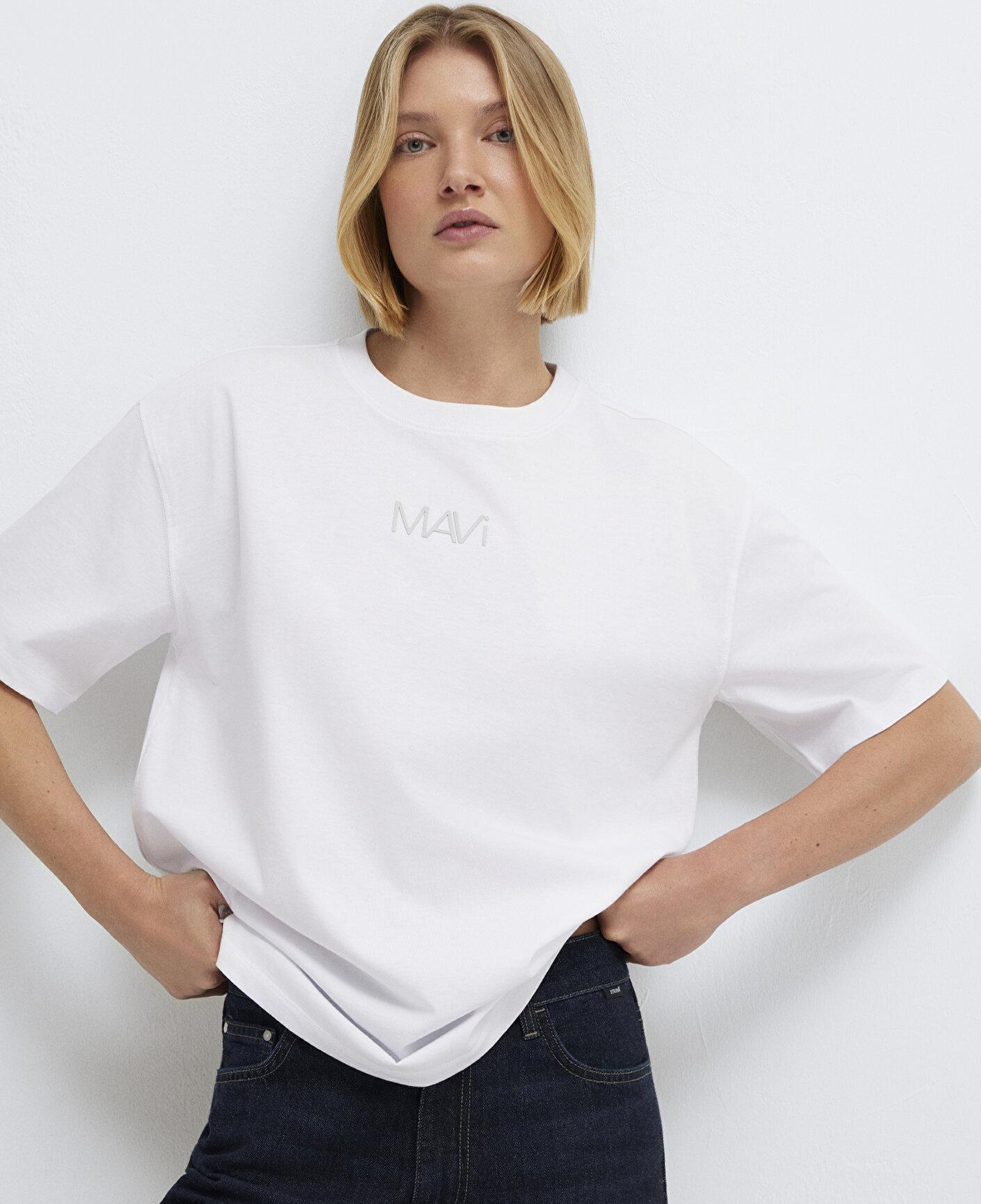 Mavi Mavi Logo Baskılı Beyaz Tişört Loose Fit / Bol Rahat Kesim 1613884-620