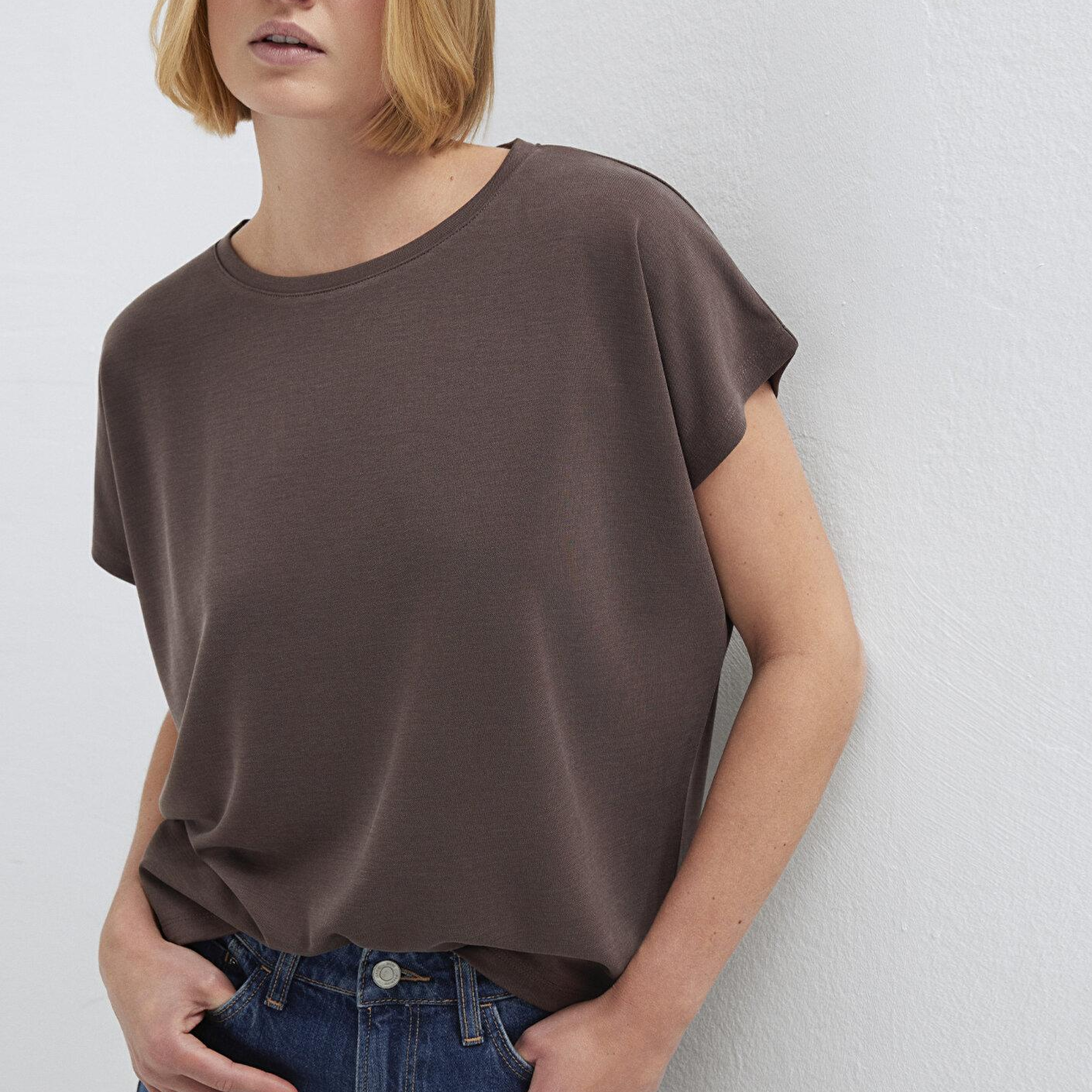 Mavi Soft-Premium Kahverengi (TENCEL™) Liyosel Karışımlı Tişört Loose Fit / Bol Rahat Kesim 167245-87537