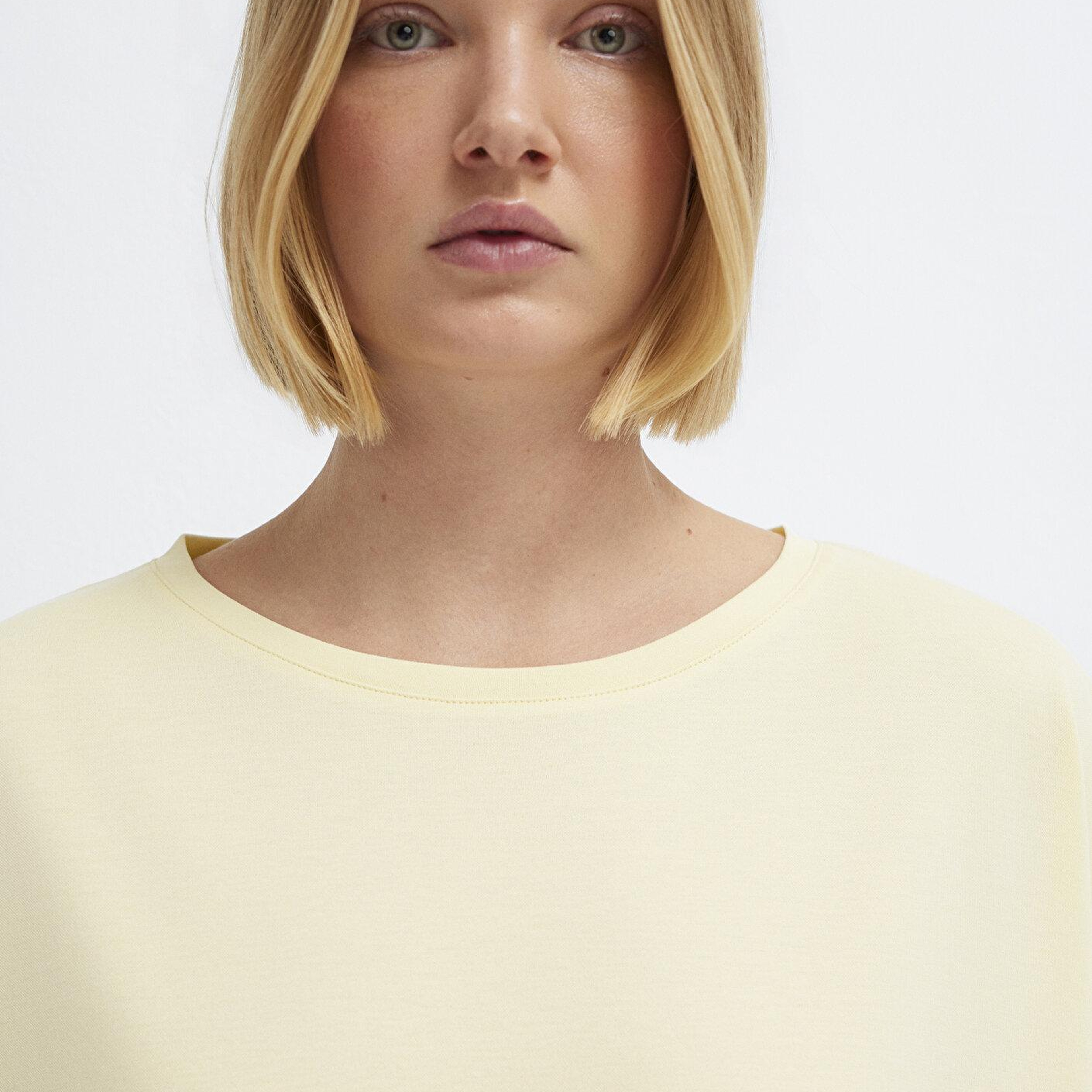 Mavi Soft-Premium Sarı (TENCEL™) Liyosel Karışımlı Basic Tişört Loose Fit / Bol Rahat Kesim 167245-84571