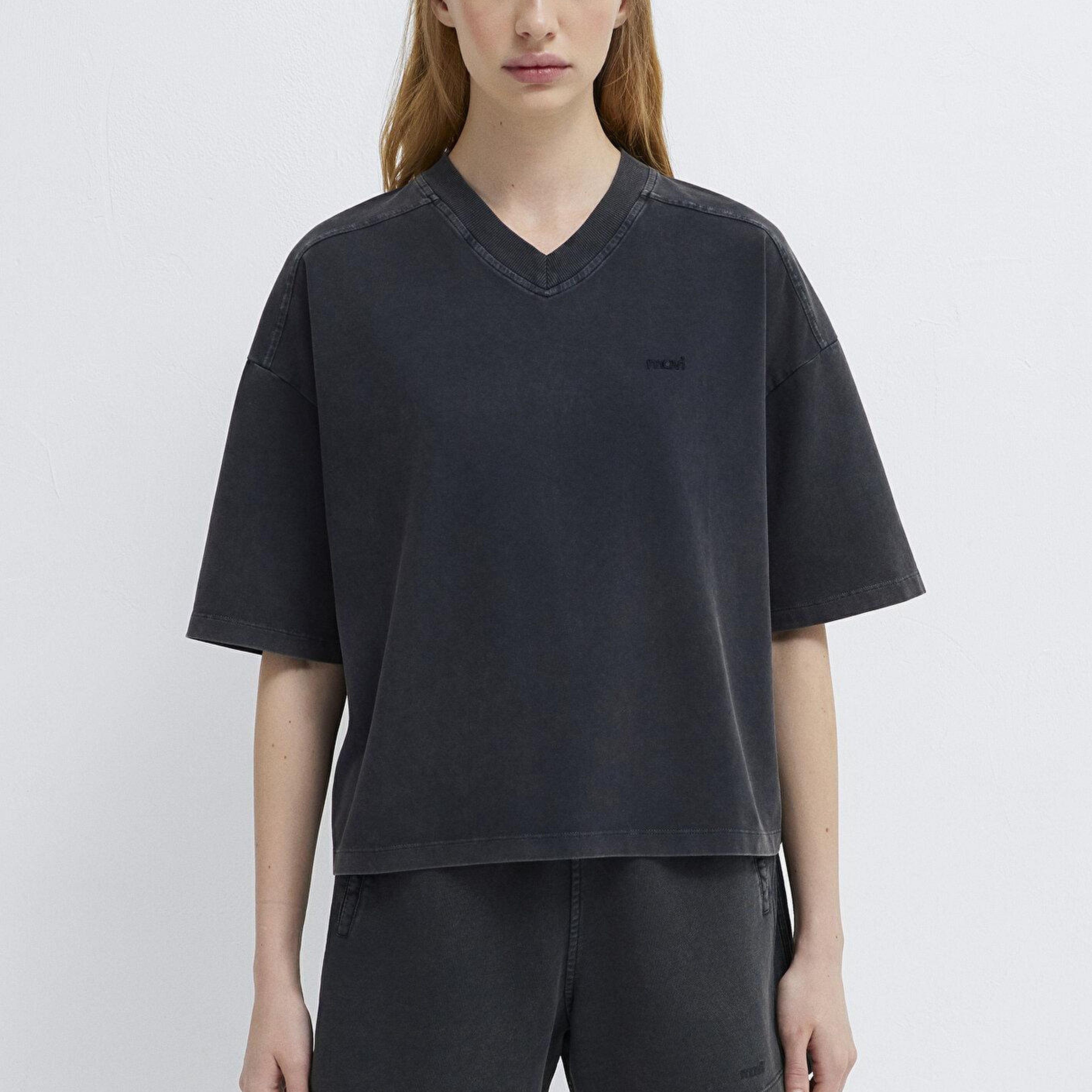 Mavi Mavi Logo Baskılı Antrasit Tişört Loose Fit / Bol Rahat Kesim 1613880-70087